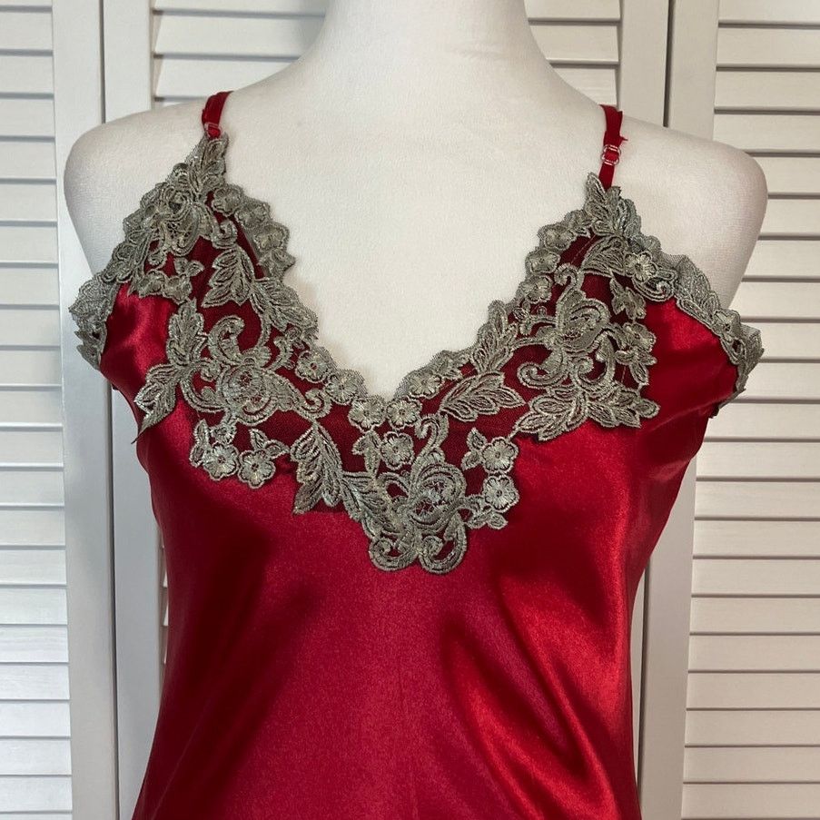 Other NWOT Silky Red Satin Silver Lace Long Rove Nightgown Set S Size ONE SIZE - 8 Thumbnail