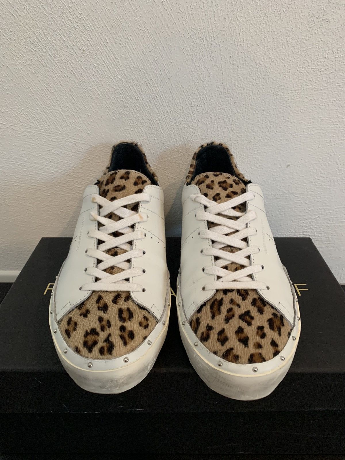 Rebecca Minkoff Rebecca Minkoff Low Leather Sneakers Size US 10 / IT 40 - 8 Thumbnail