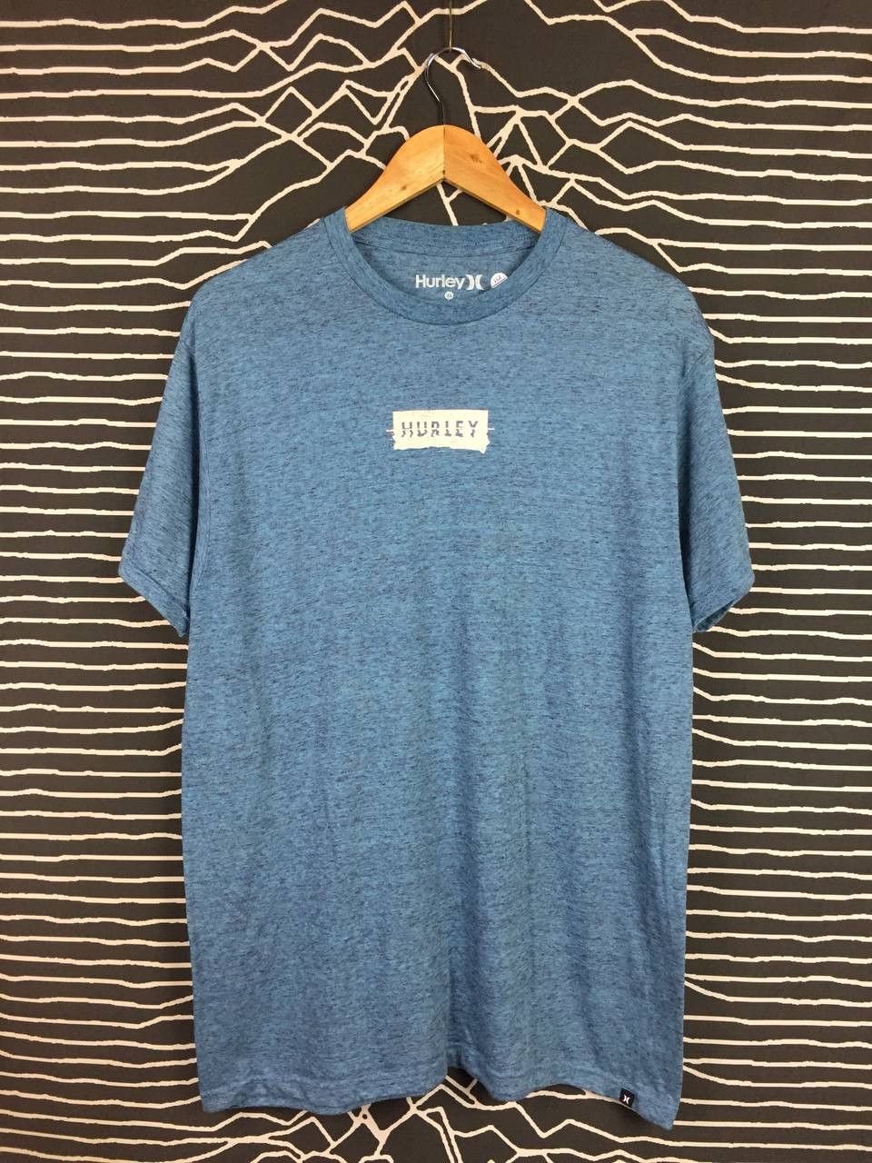 Hurley × Vintage Hurley Box Logo Spell Out Streetwear Tee Size US XL / EU 56 / 4 - 1 Thumbnail