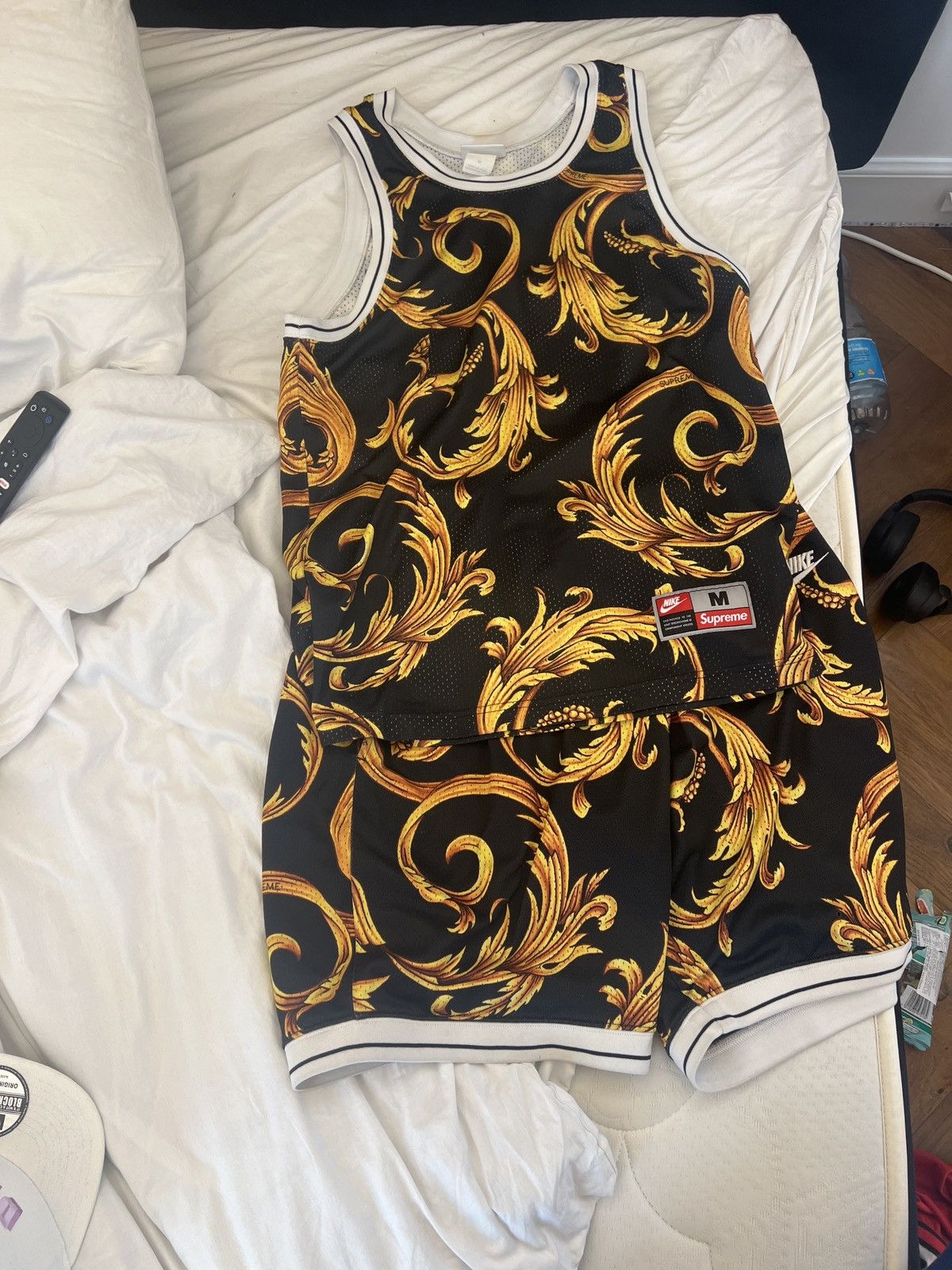 Supreme Supreme Nike jersey and shorts size M | Grailed