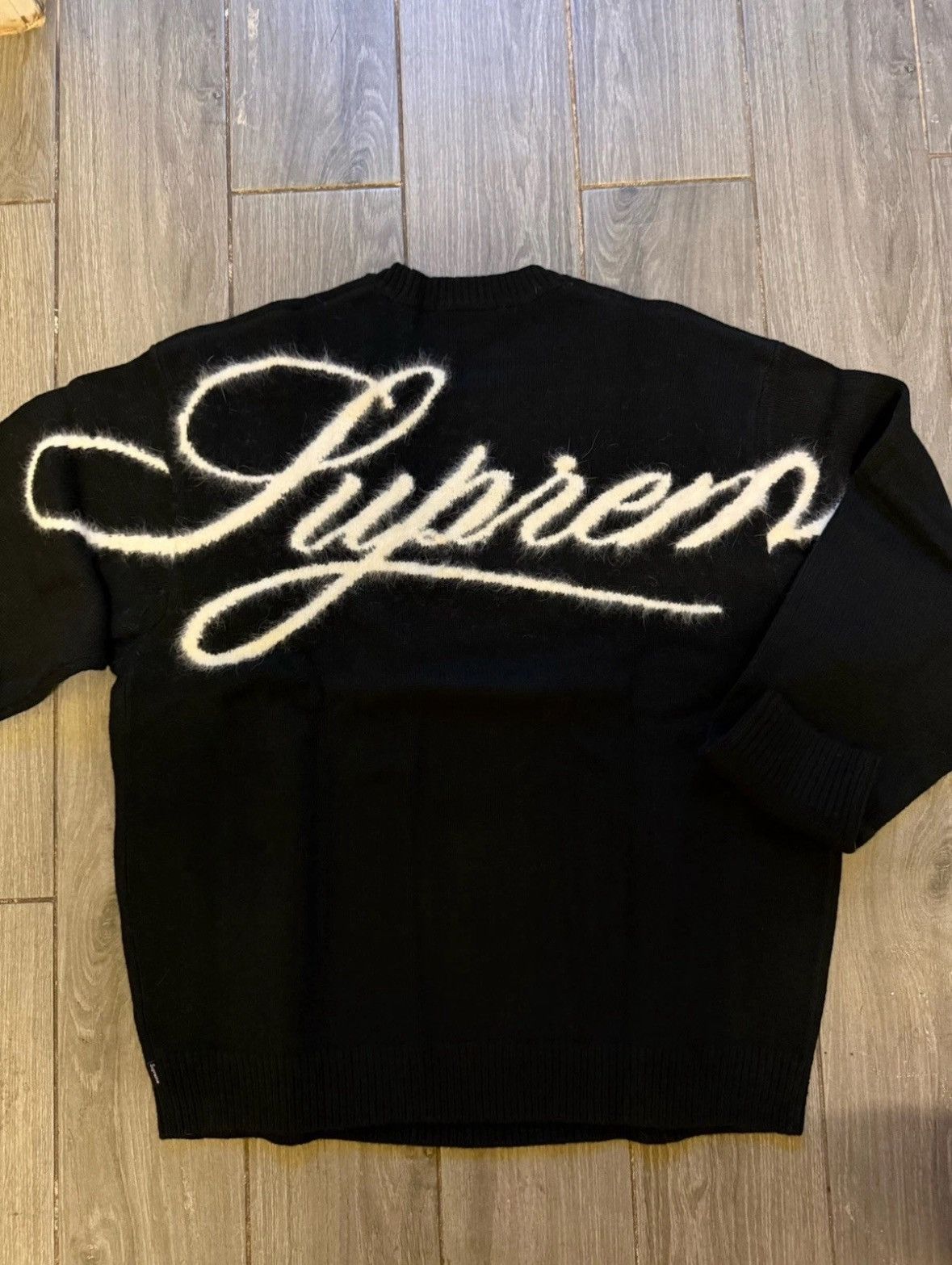 Supreme Supreme Angora Script Sweater - Medium Size US M / EU 48-50 / 2 - 1 Thumbnail