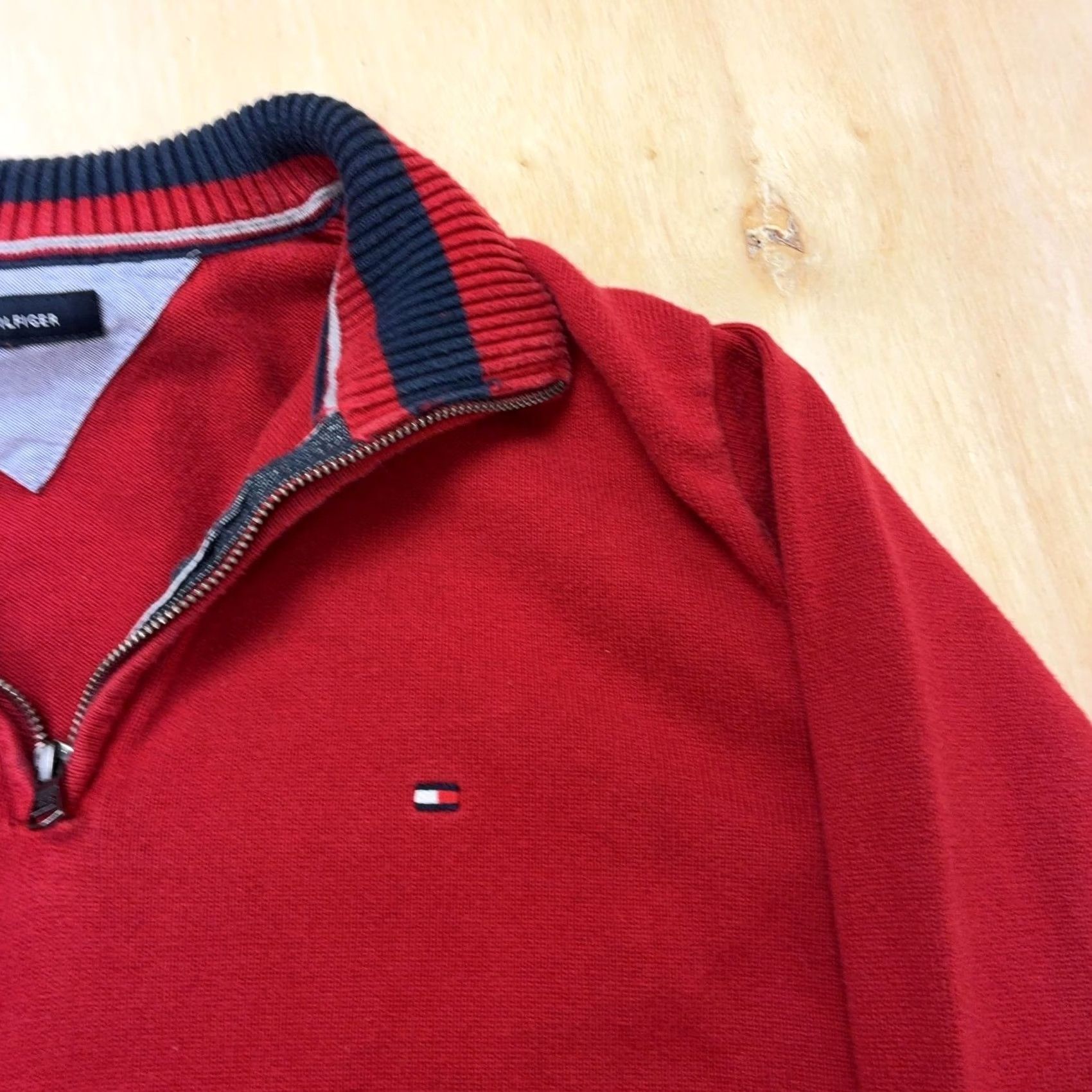 Tommy Hilfiger Tommy Hilfiger Sweater Mens Large Red 1/4 Zip Mock Neck Cotton Knit Pullover Size US L / EU 52-54 / 3 - 3 Thumbnail