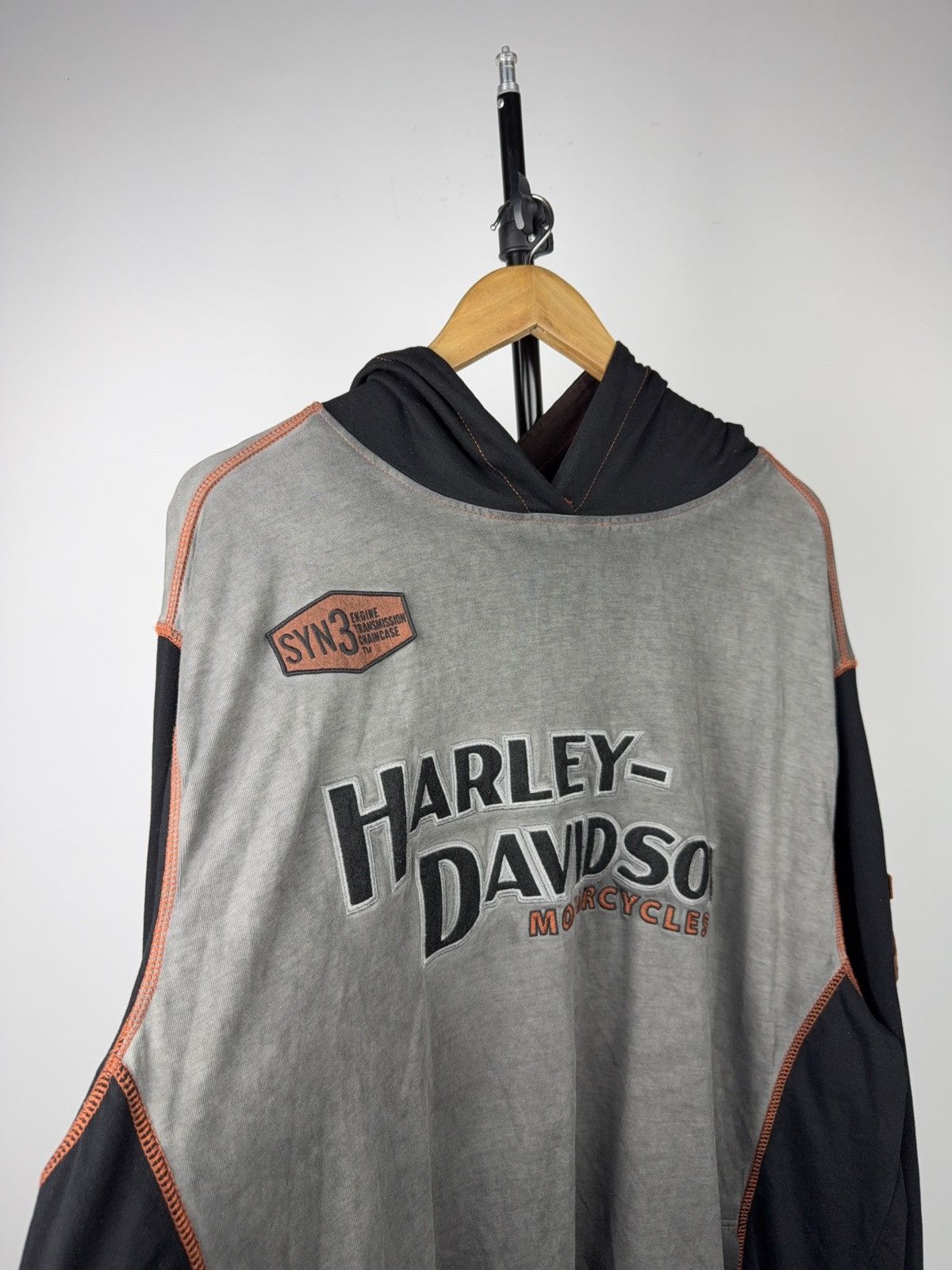 Harley Davidson Retro 00s Harley-Davidson Two-Tone Embroidered Eagle Hoodie Size US XXL / EU 58 / 5 - 2 Thumbnail