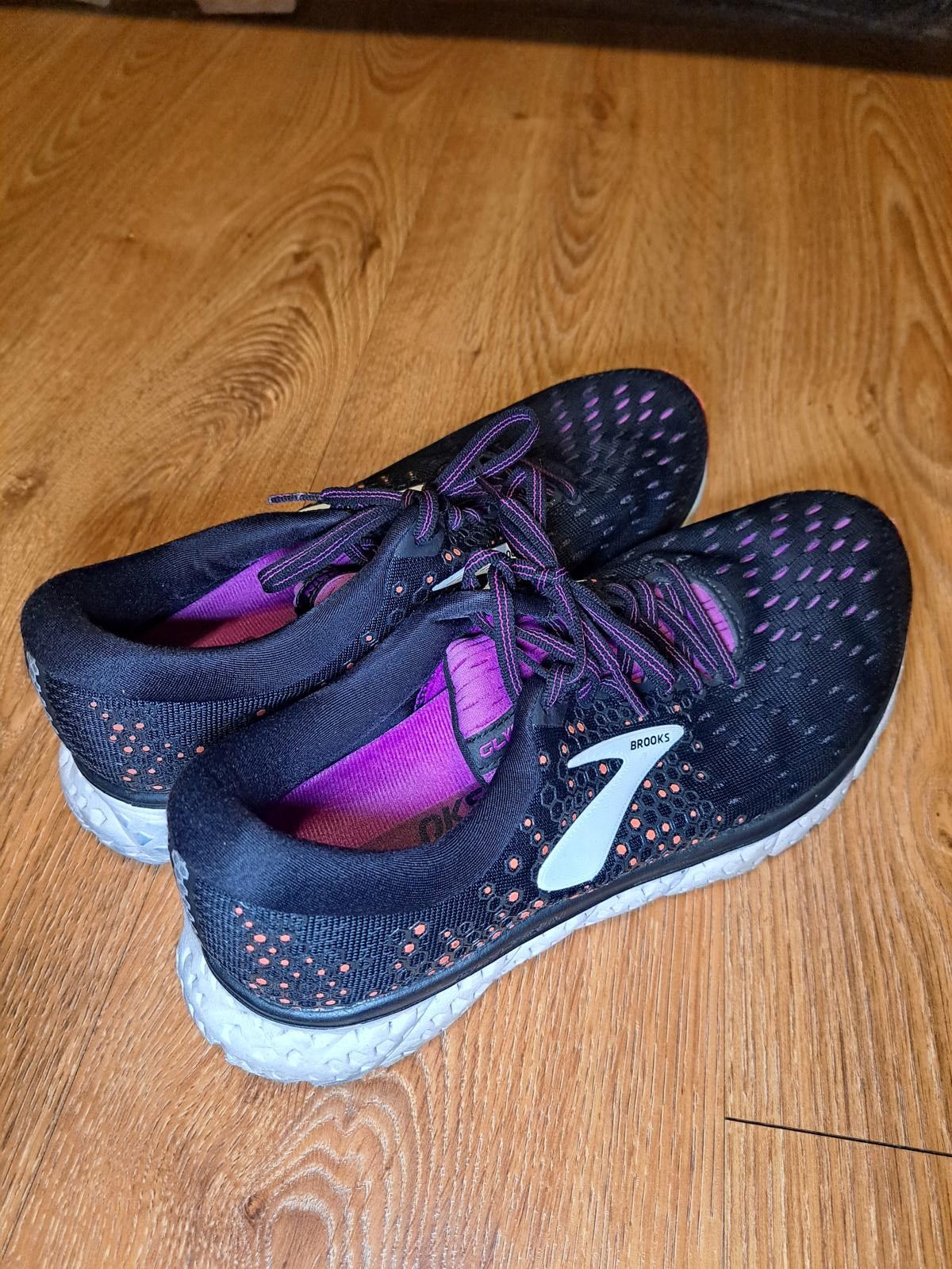 Brooks Brooks Running Shoes Womens Size 10 Glycerin 17 Black Size US 10 / IT 40 - 9 Thumbnail