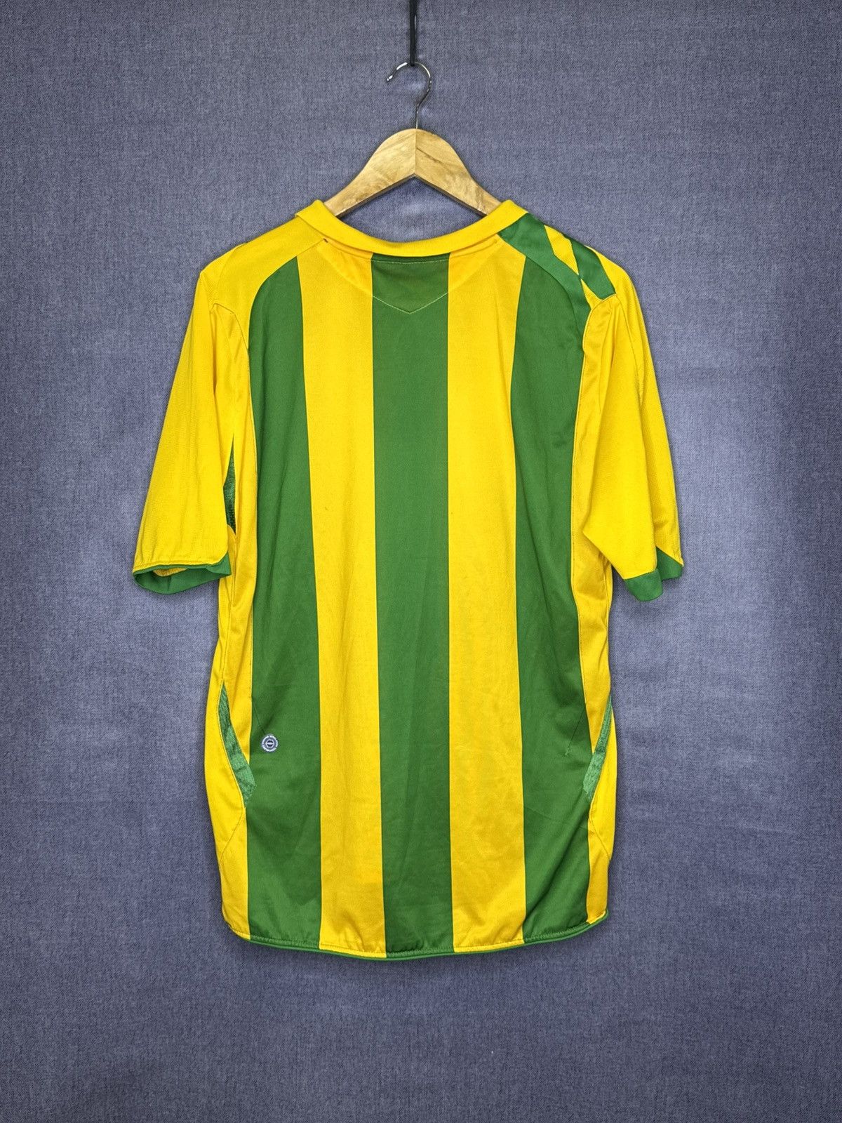 Umbro Vintage West Bromwich Albion Umbro Jersey 2006/07 Away Size US L / EU 52-54 / 3 - 4 Thumbnail