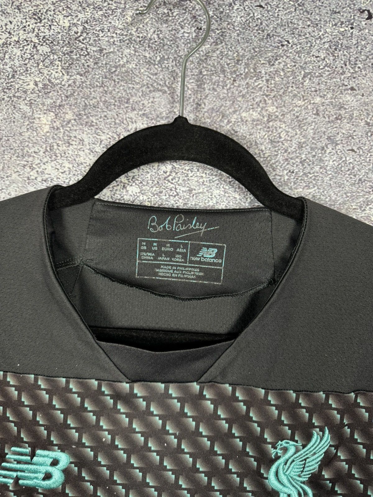 New Balance × Vintage Vintage Liverpool 2019/20 Third New Balance Jersey Blokcore Size US M / EU 48-50 / 2 - 4 Thumbnail