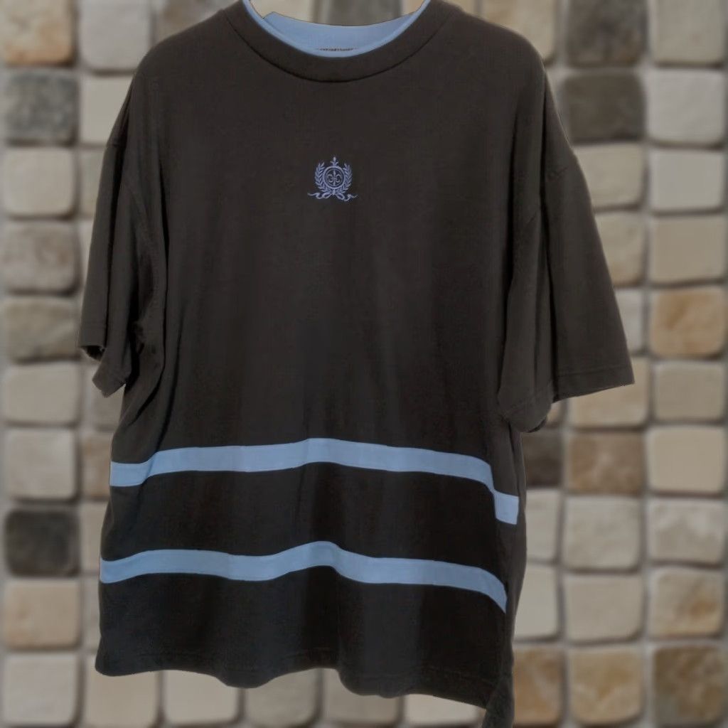 Vintage VINTAGE Just For Women T Shirt 1X Plus Size Retro Stripe Crest Crew Neck Short Sleeve Black Blue 1990s Women Size XL / US 12-14 / IT 48-50 - 1 Thumbnail