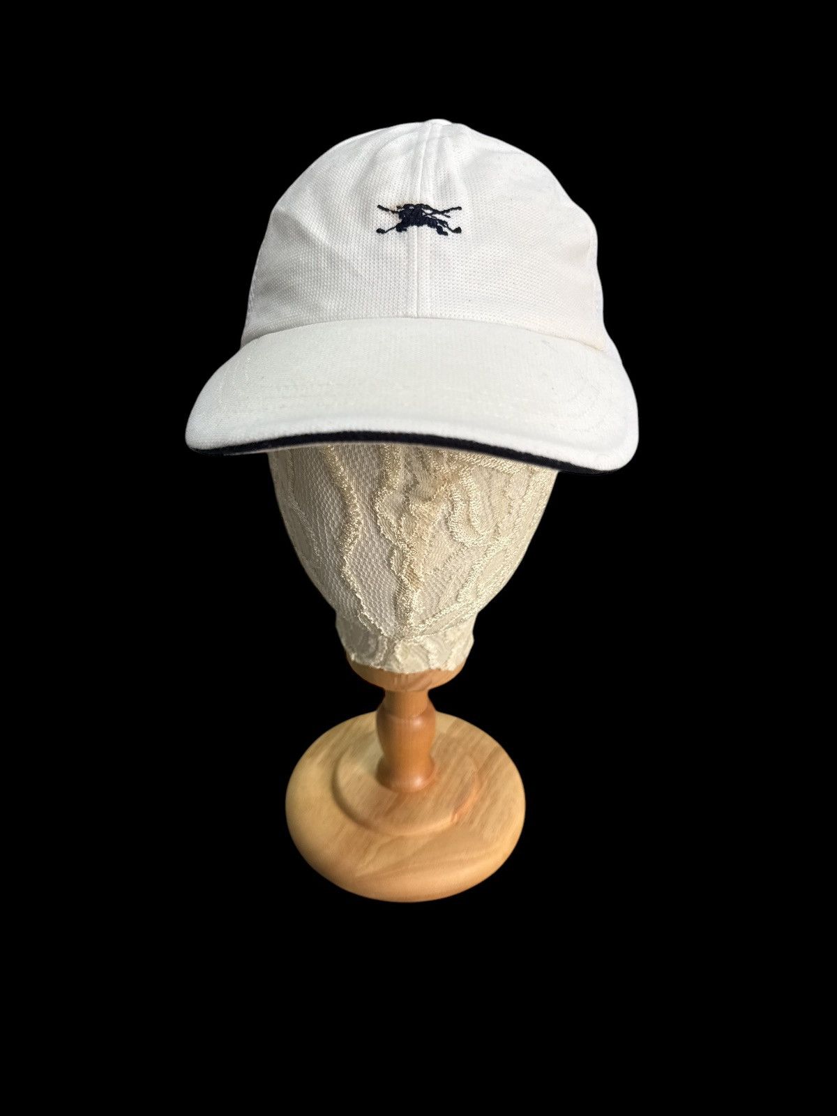 Burberry VINTAGE BURBERRY GOLD EMBROIDERED LOGO CAP HAT Size ONE SIZE - 4 Thumbnail