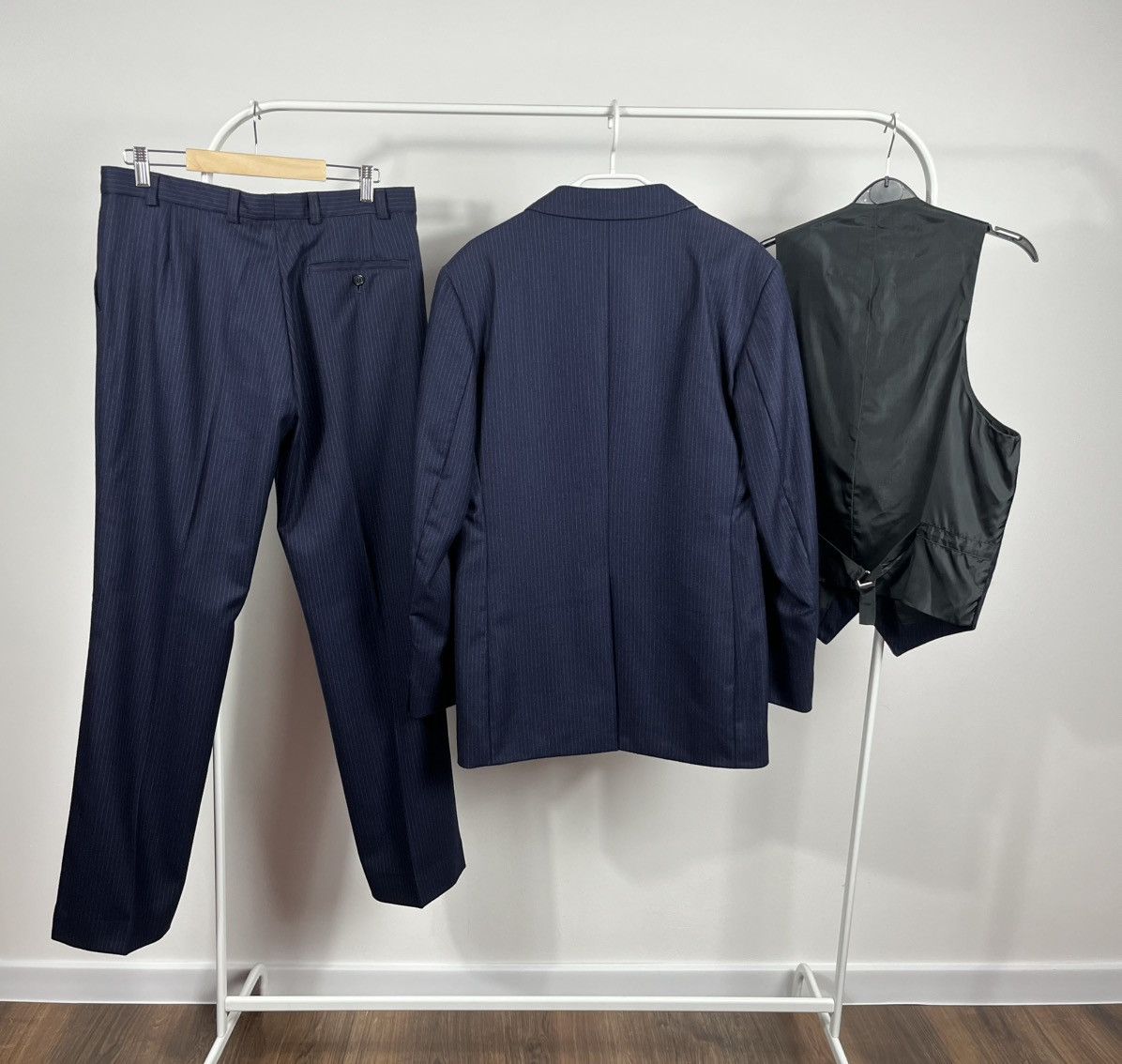 Vintage Wool 3-Piece Suit Pinstripe 40R Blazer Vest Pants