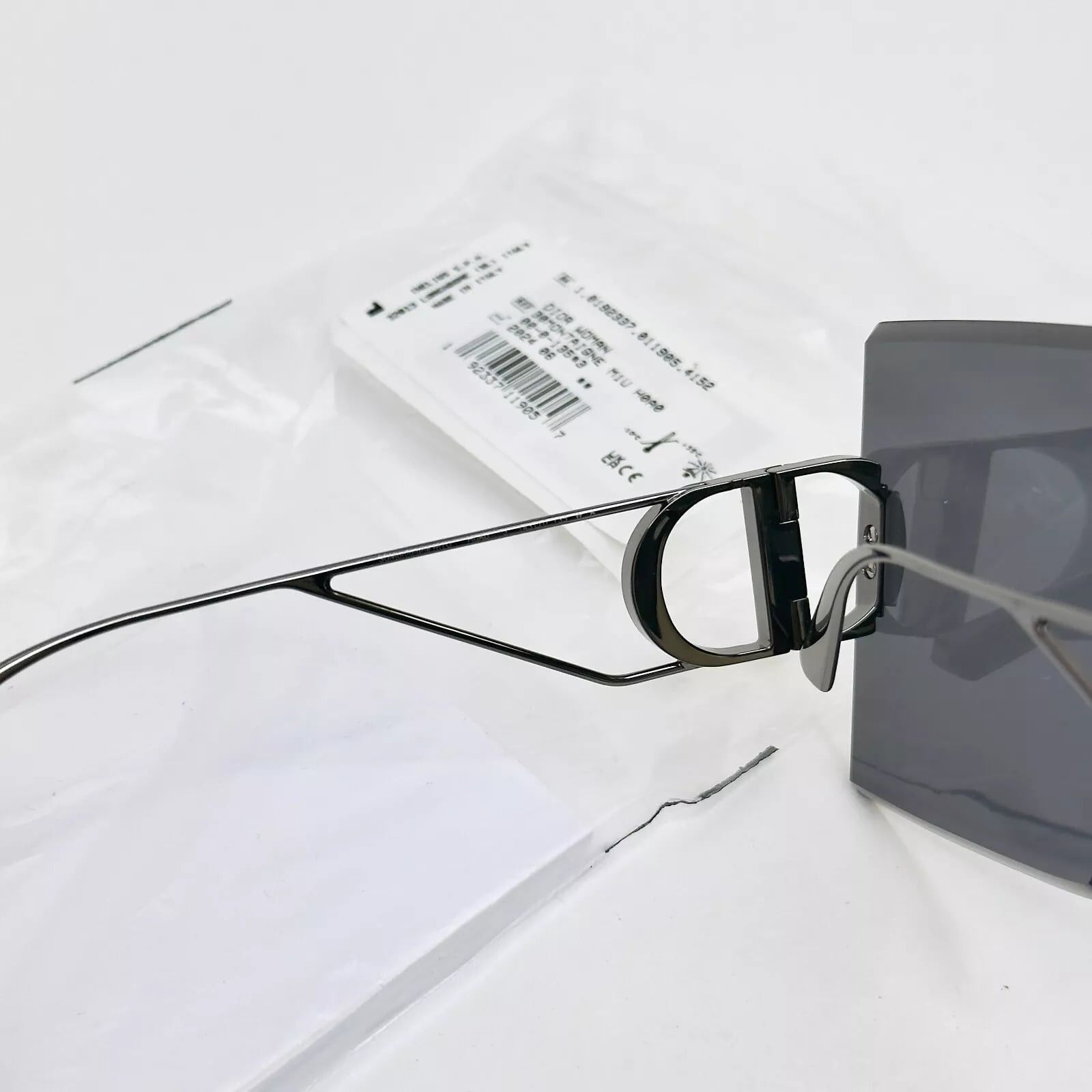 Christian Dior Monsieur CHRISTIAN DIOR MONTAIGNE 30Montaigne M1U Sunglass CD40102U Size ONE SIZE - 5 Thumbnail