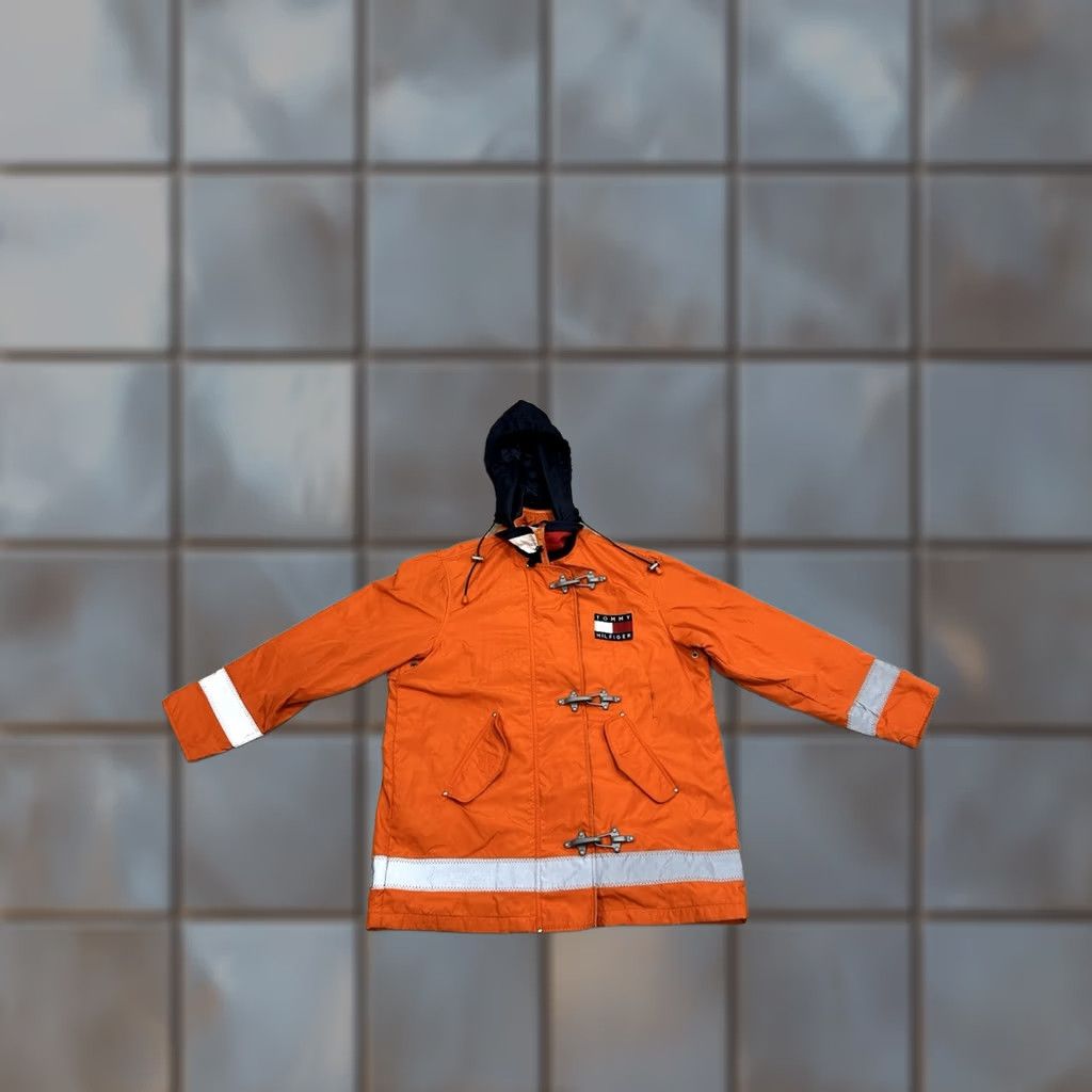 Tommy Hilfiger VINTAGE Tommy Hilfiger Men’s Orange Fireman Windbreaker Rain Jacket Sz Medium Jacket Mens Orange 90s Size US M / EU 48-50 / 2 - 1 Thumbnail