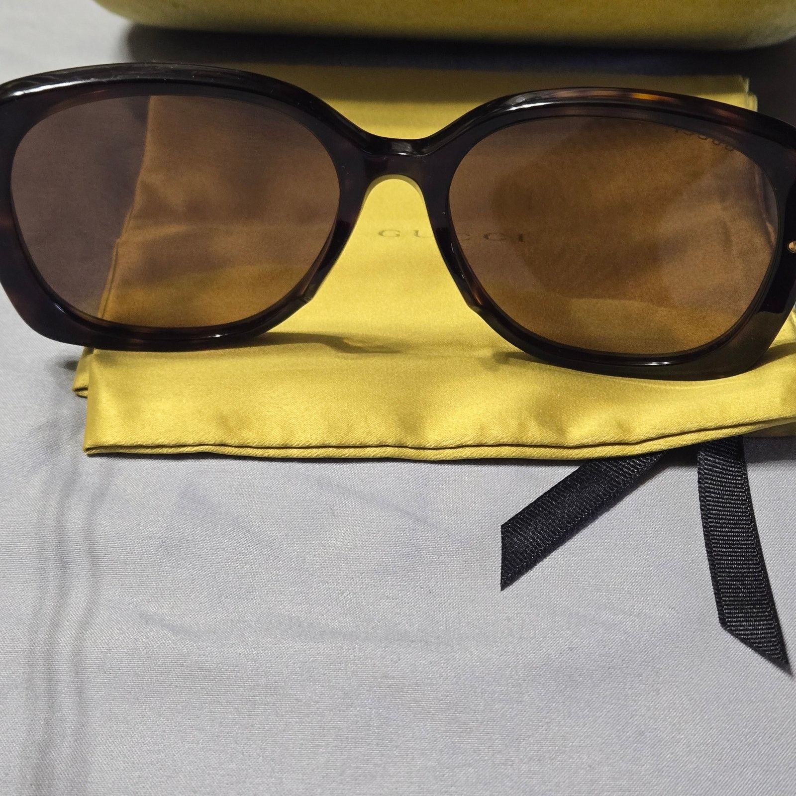 Gucci Gucci Oversized Square Sunglasses Dark Havana & Gold Size ONE SIZE - 3 Thumbnail
