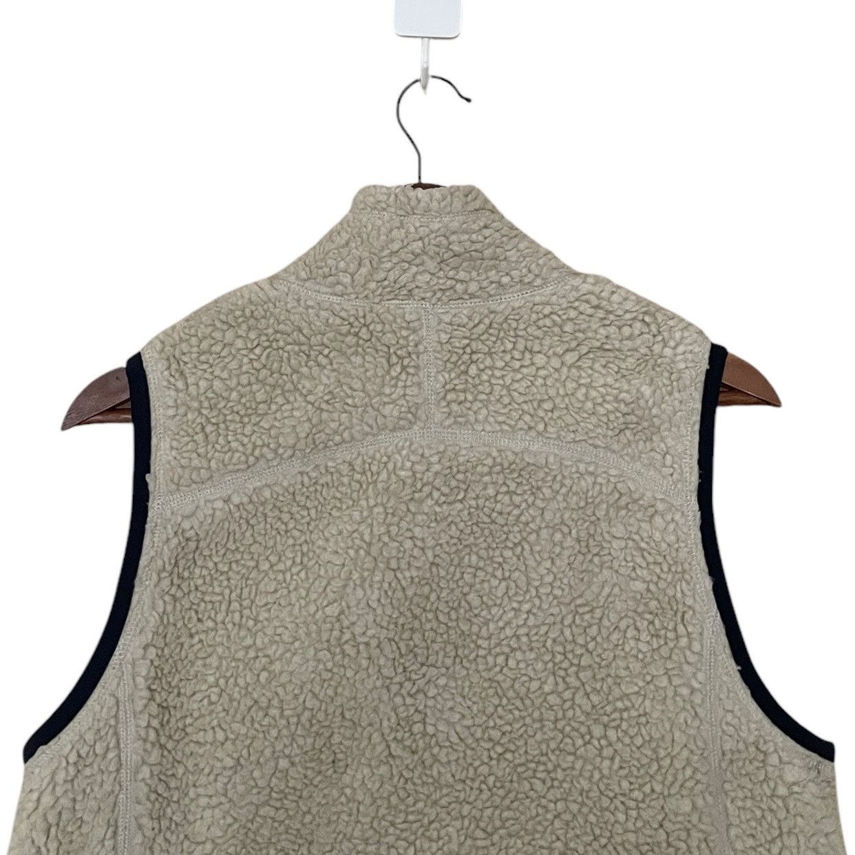 L.L. Bean × Vintage Vintage Brand L.L Bean Fur Vest 1990s Size US M / EU 48-50 / 2 - 8 Thumbnail