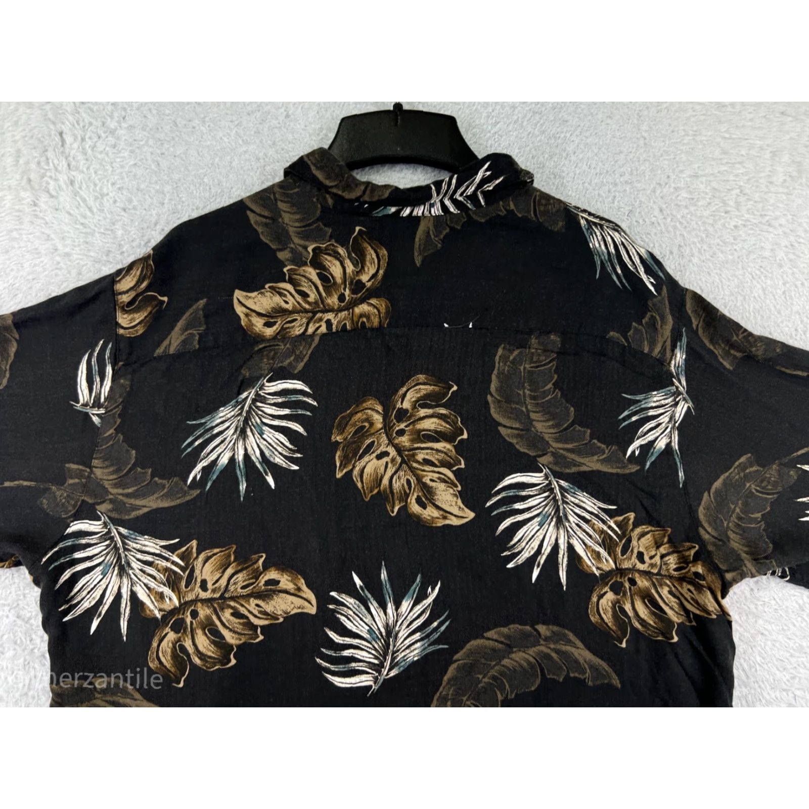 Vintage Caribbean Men Shirt Large Black Palm Leaf Print Button-Up Hawaiian 100% Rayon Vintage No Size US L / EU 52-54 / 3 - 6 Thumbnail