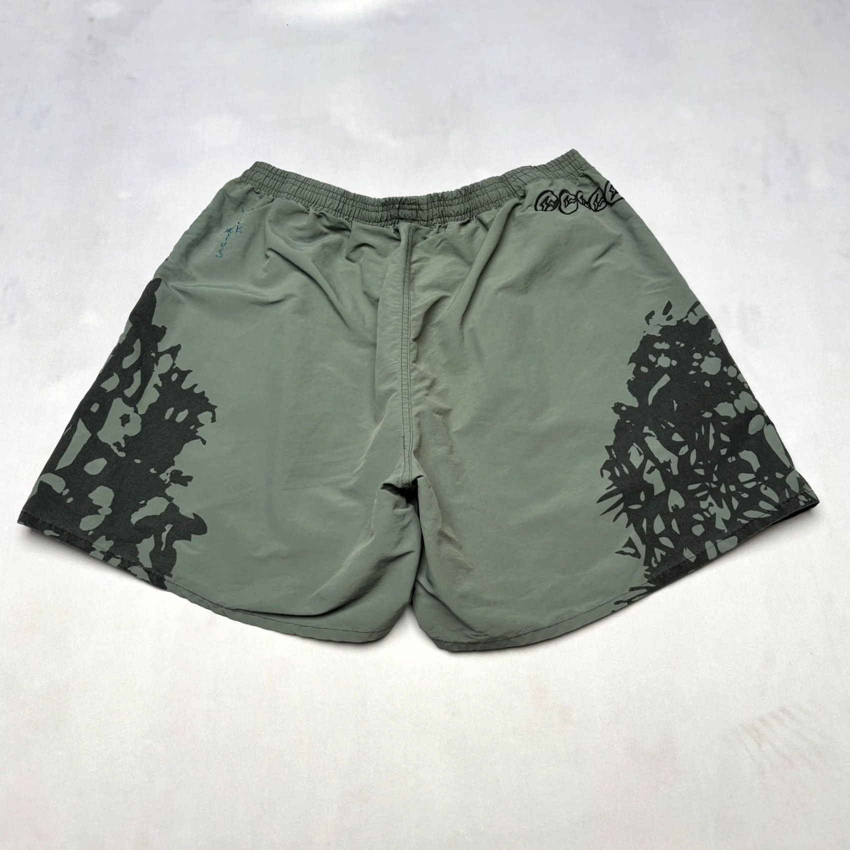 Travis Scott Travis Scott Cactus Jack Shorts Men's 2XL Multicolor Size US 39 - 4 Thumbnail
