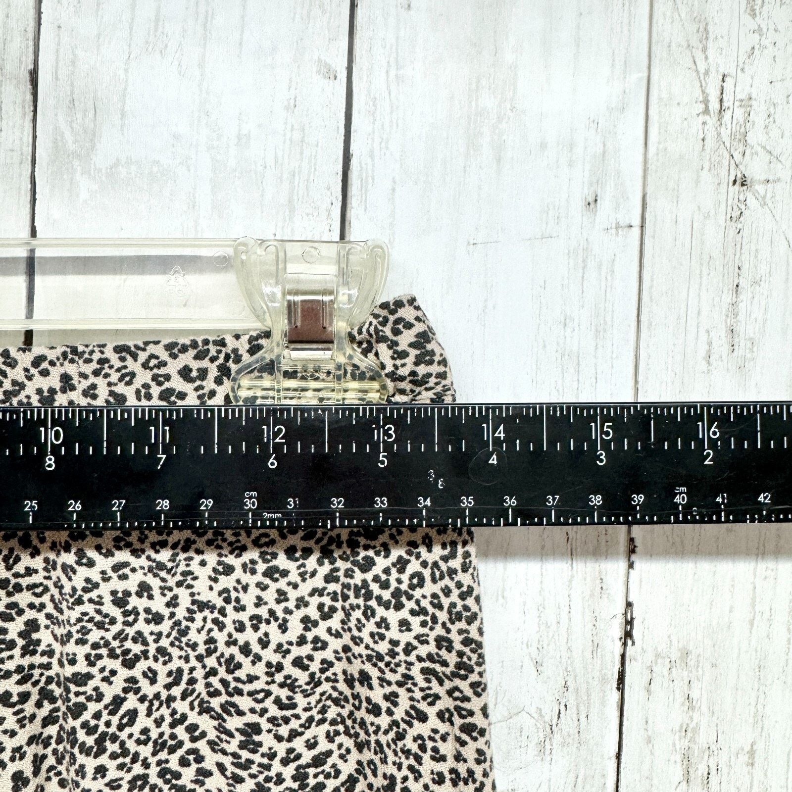 American Eagle Outfitters American Eagle Skirt XXS Cheetah Print Elastic Waist Pull On Size 27" / US 4 / IT 40 - 2 Thumbnail