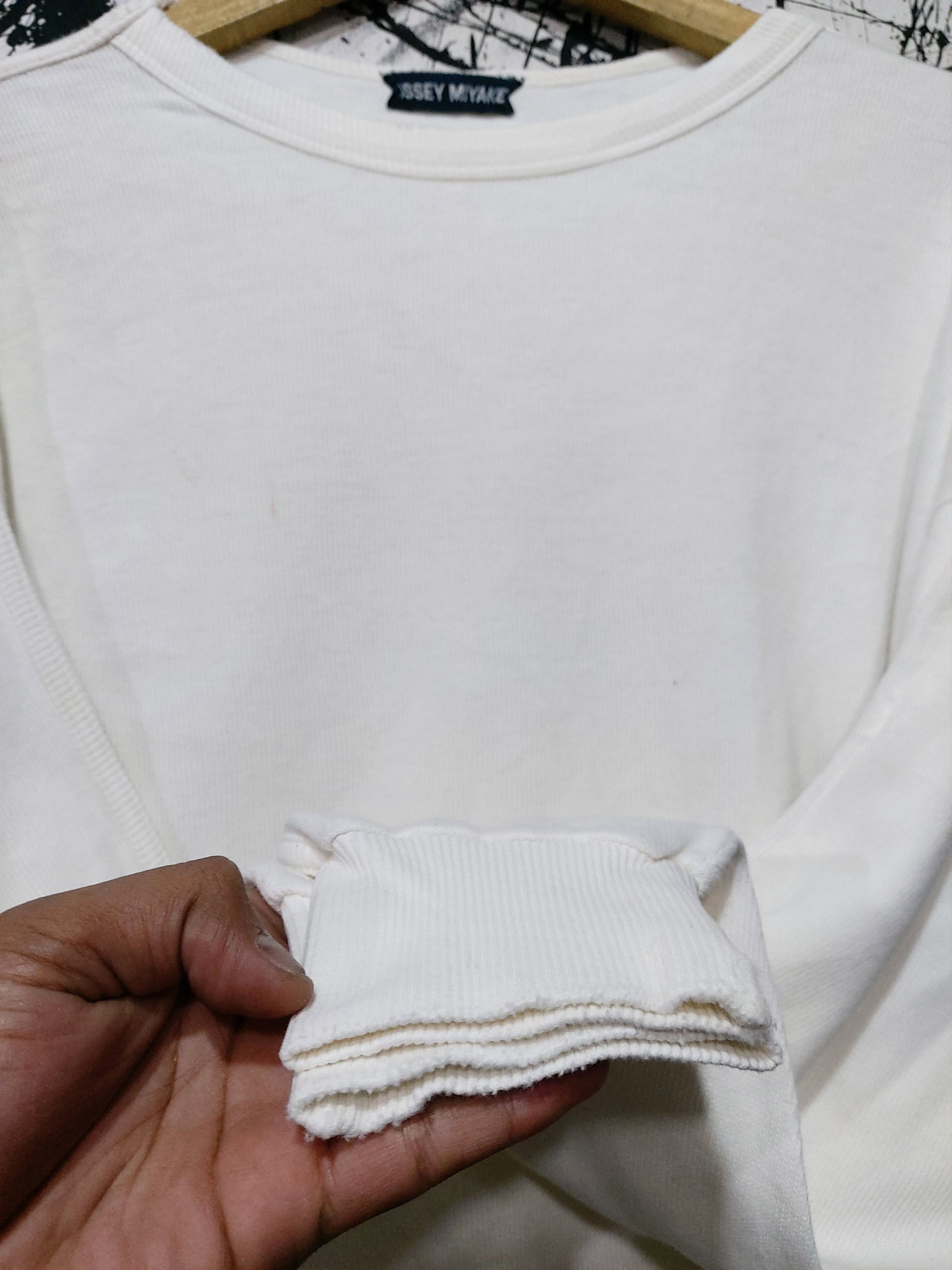 Issey Miyake VINTAGE ISSEY MIYAKE SCRIPT LOGO SWEATSHIRT Size US L / EU 52-54 / 3 - 7 Thumbnail