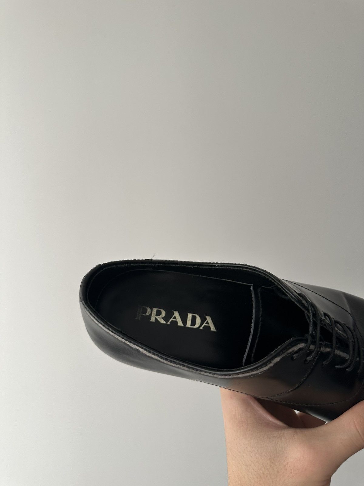 Prada Prada FW07 Runway Distressed Leather Derby Size US 7 / EU 40 - 9 Thumbnail