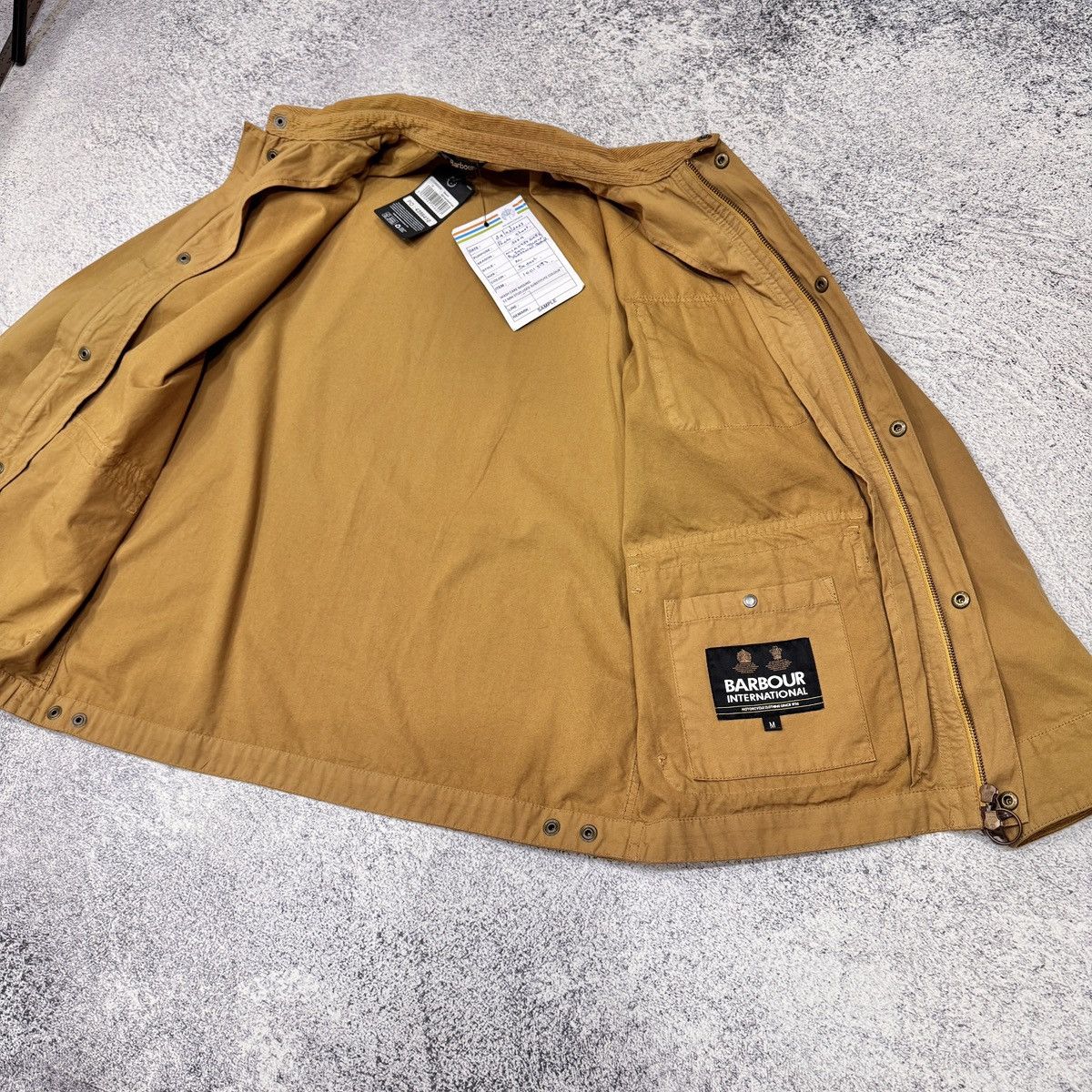 Barbour Barbour Intl Tourer Barwell Casual Jacket Desert M size Size US M / EU 48-50 / 2 - 15 Thumbnail