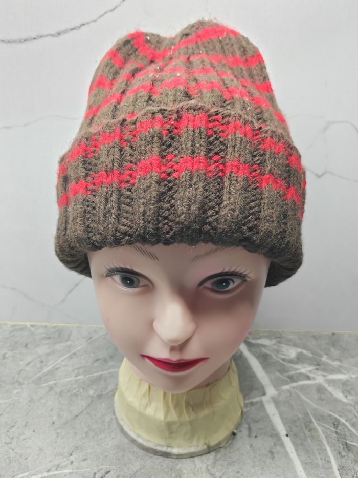 Japanese Brand Vintage Unknown Stripe Beanie Snowcap Size ONE SIZE - 1 Thumbnail