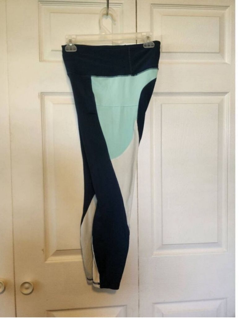 Athletic Works 2 Sets of Athletic Works Capris Size 32" / US 10 / IT 46 - 4 Thumbnail