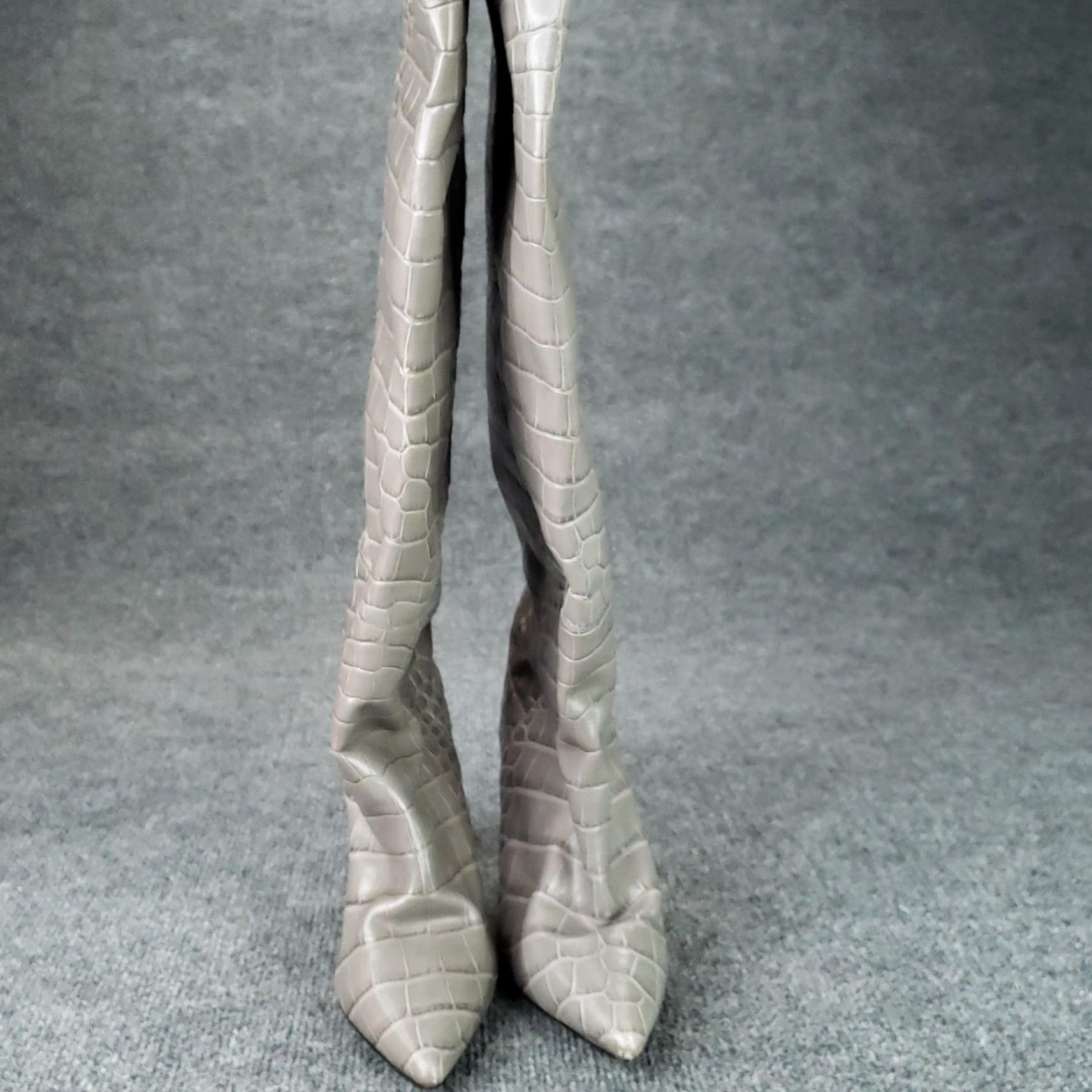 Vintage Toral Boots Womens Size 7.5 Gray Croc Embossed Leather Knee High Heel Size US 7.5 / IT 37.5 - 7 Thumbnail