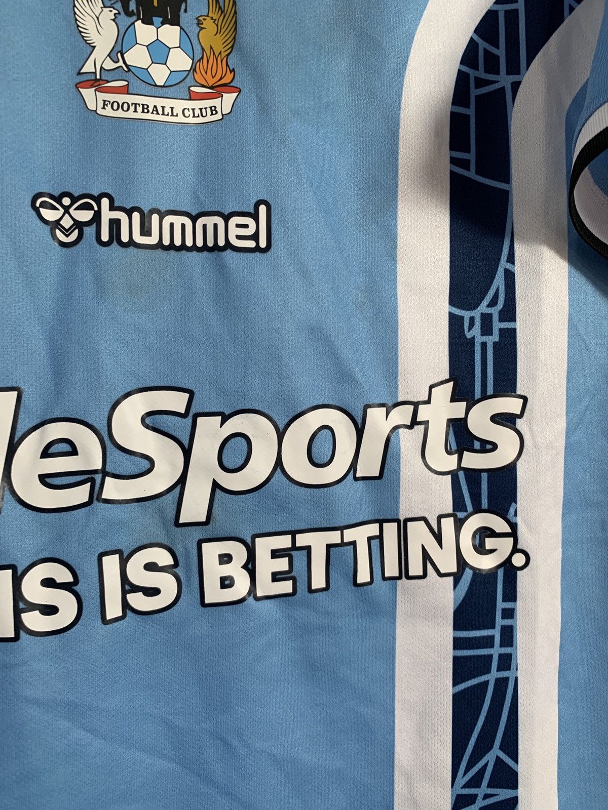 Hummel Coventry City Home Football Shirt Hummel Soccer Jersey Sz S Size US S / EU 44-46 / 1 - 7 Thumbnail