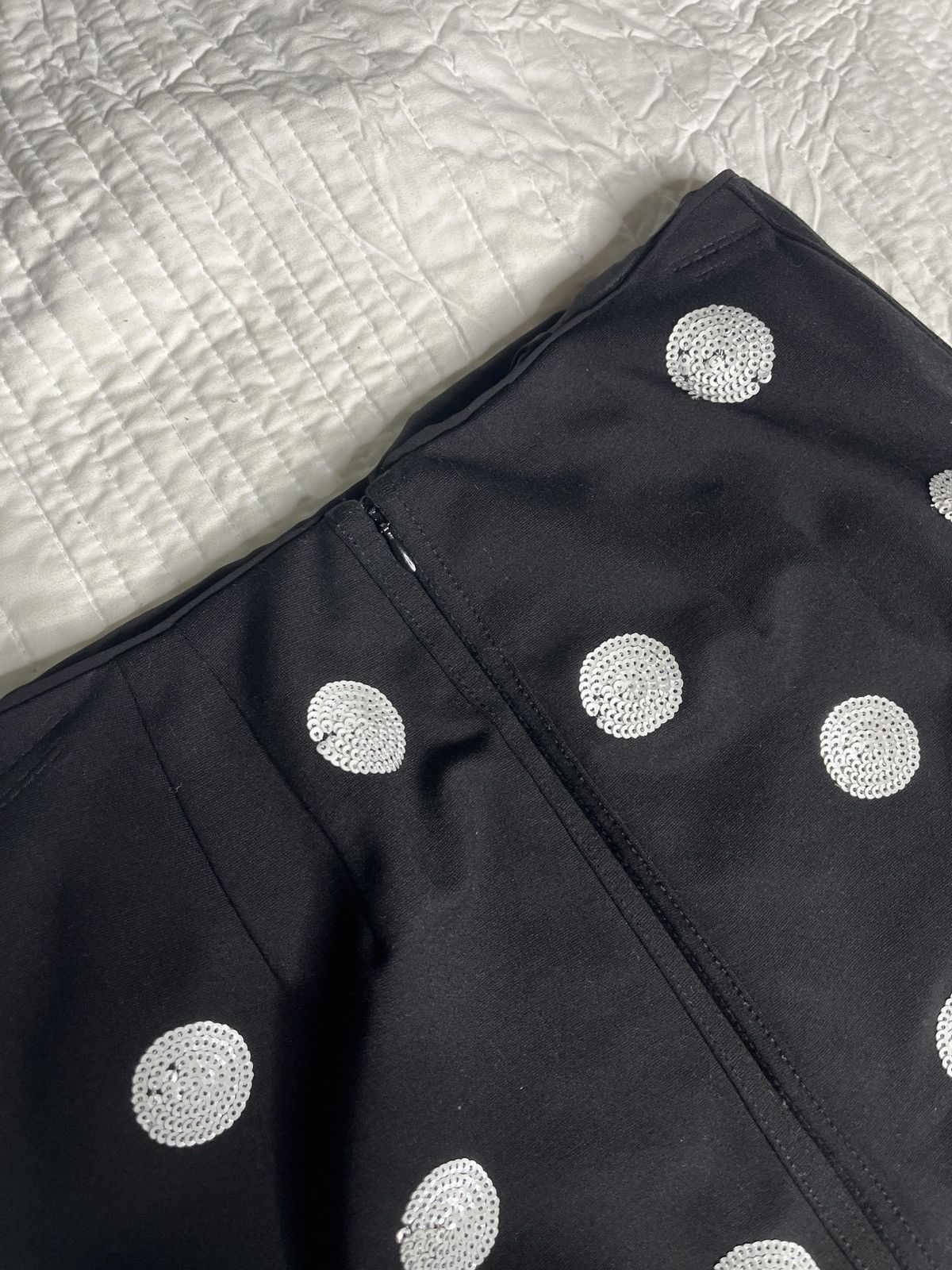 White House Black Market White House Black Market Pencil Skirt Size 27" / US 4 / IT 40 - 2 Thumbnail