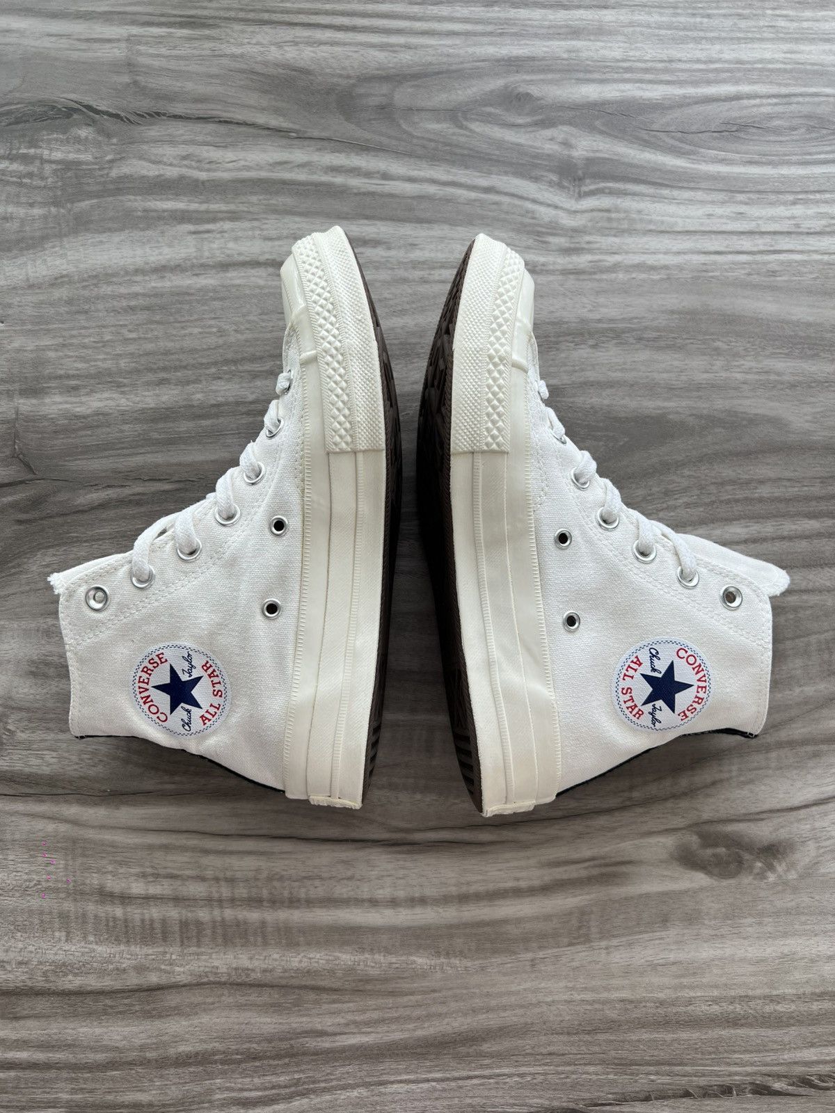 Comme des Garcons PLAY × Converse Size 5 M /7 Women’s - Comme des Garçons Play x Converse High Size US 7 / IT 37 - 3 Thumbnail