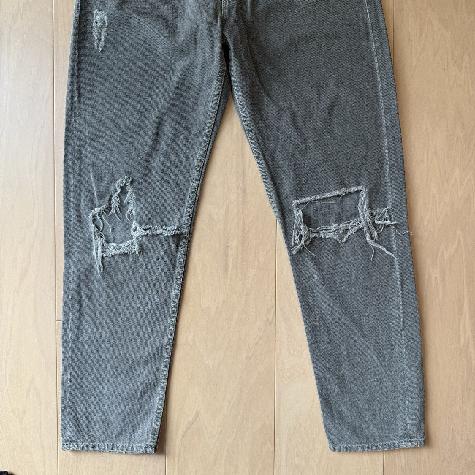 MOTHER Mother Cheeky Jeans Women's 30 Gray Distressed Boho Party Size 30" / US 8 / IT 44 - 4 Thumbnail