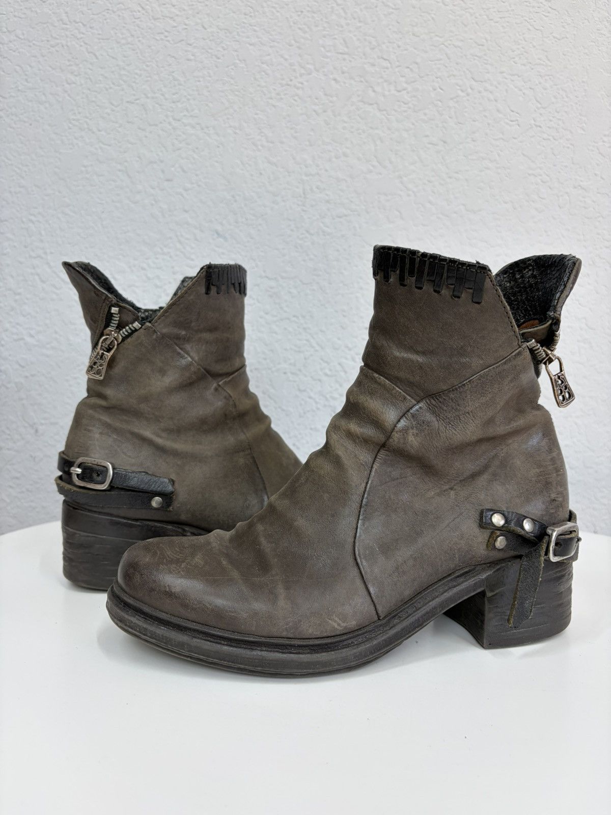 If Six Was Nine AS 98 Vibe Artisan Black Leather Side Zip Ankle Biker Boots Size US 5 / EU 37 - 4 Thumbnail