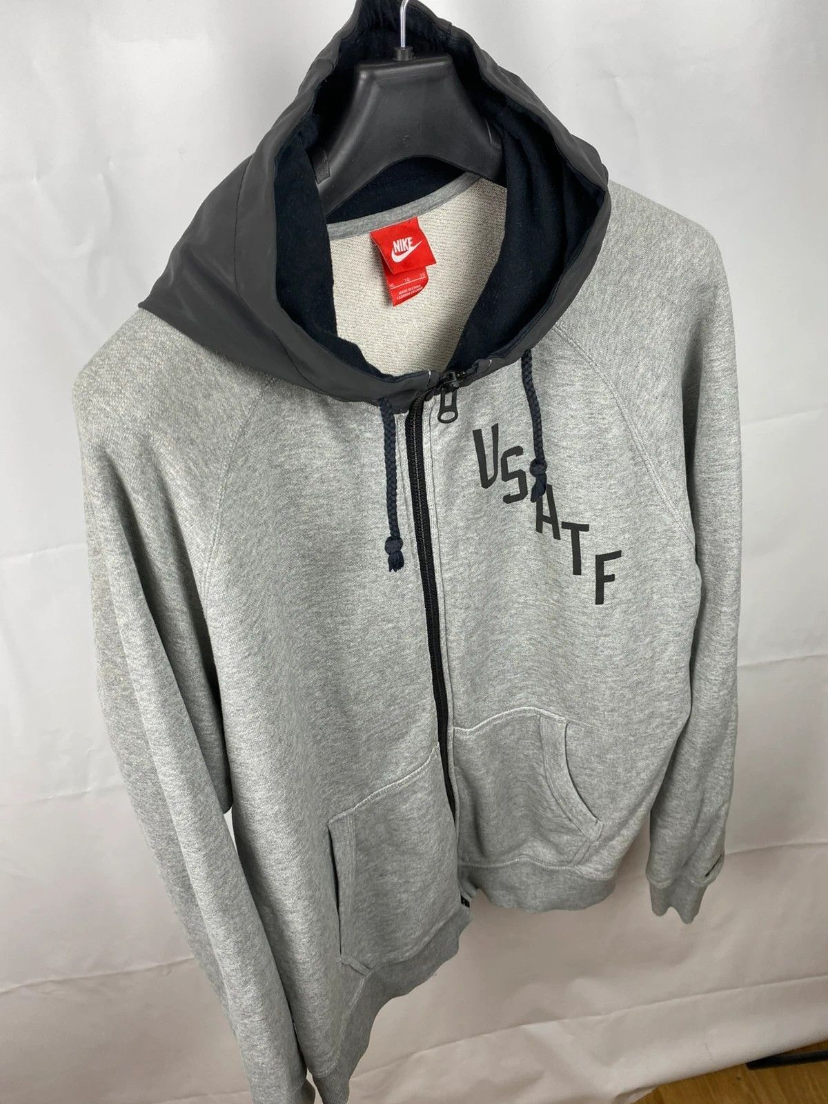 Nike Nike Usatf Full Zip Hoodie Reflective Hood size XL Size US XL / EU 56 / 4 - 6 Thumbnail