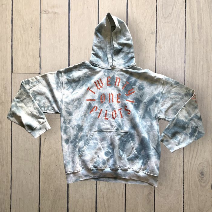 Twenty one pilots discount tie dye hoodie