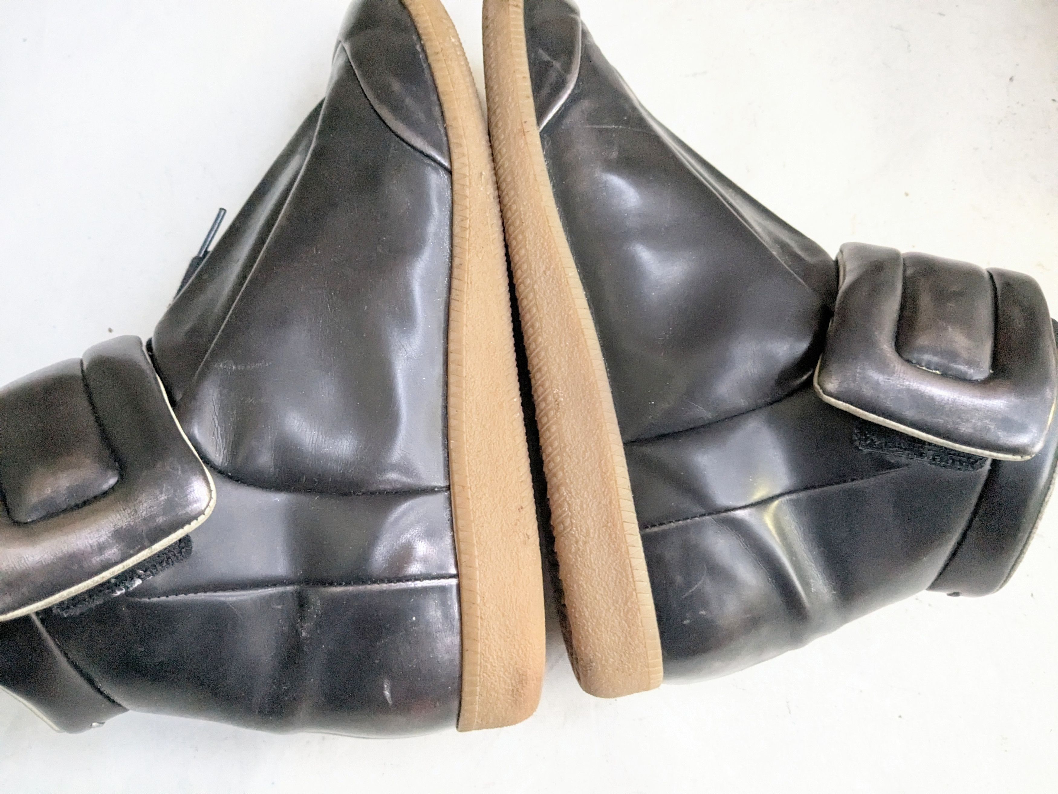 Maison Margiela Maison Margiela Future 9 42 High Tops Leather Gum Size US 9 / EU 42 - 15 Thumbnail