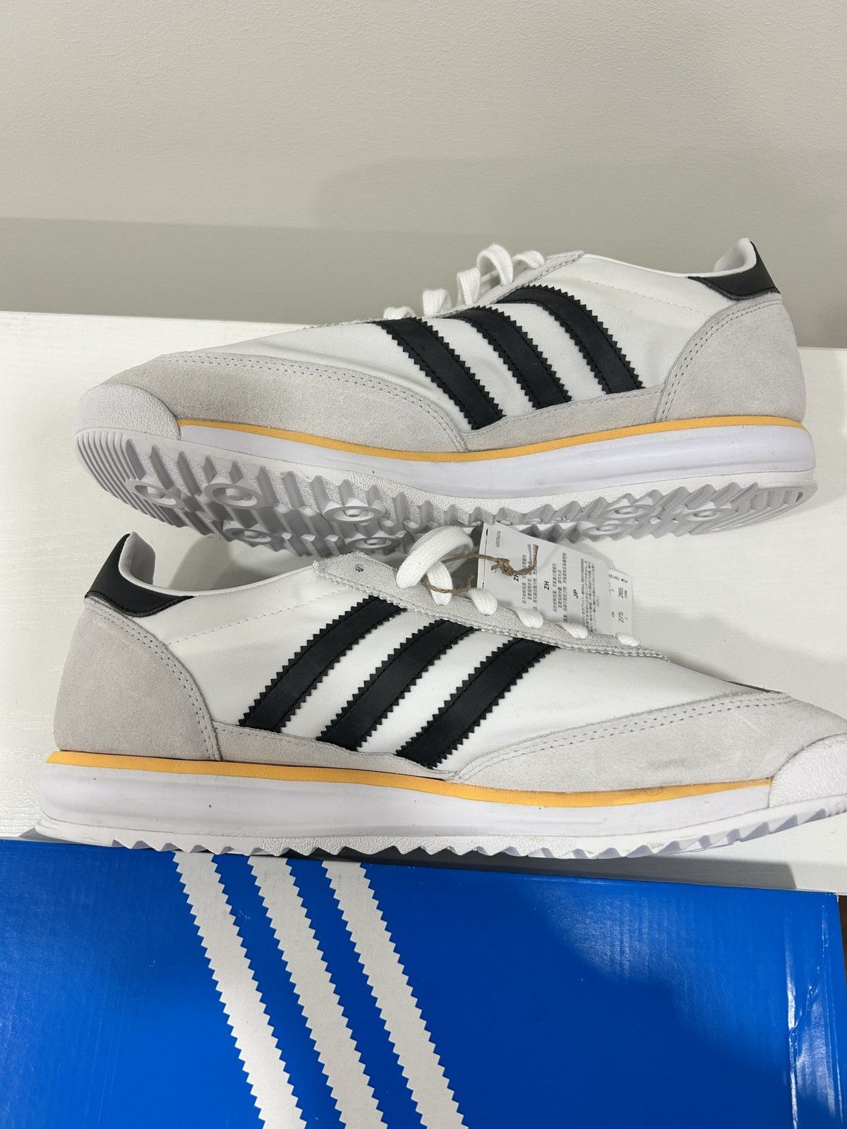 Adidas ADIDAS SL 72 RS White/ Black/ Yellow Size US 9.5 / EU 42-43 - 3 Thumbnail