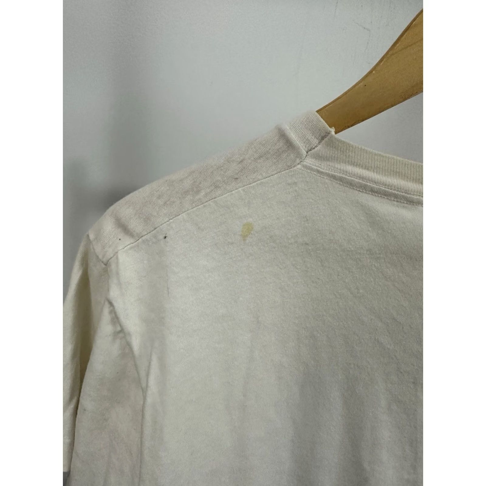 Fruit Of The Loom VTG 80s Mickey Mouse Fantasia Disney Airbrush Paper Thin FOTL Art T-Shirt L Mens White Disney Shirt Size US L / EU 52-54 / 3 - 7 Thumbnail