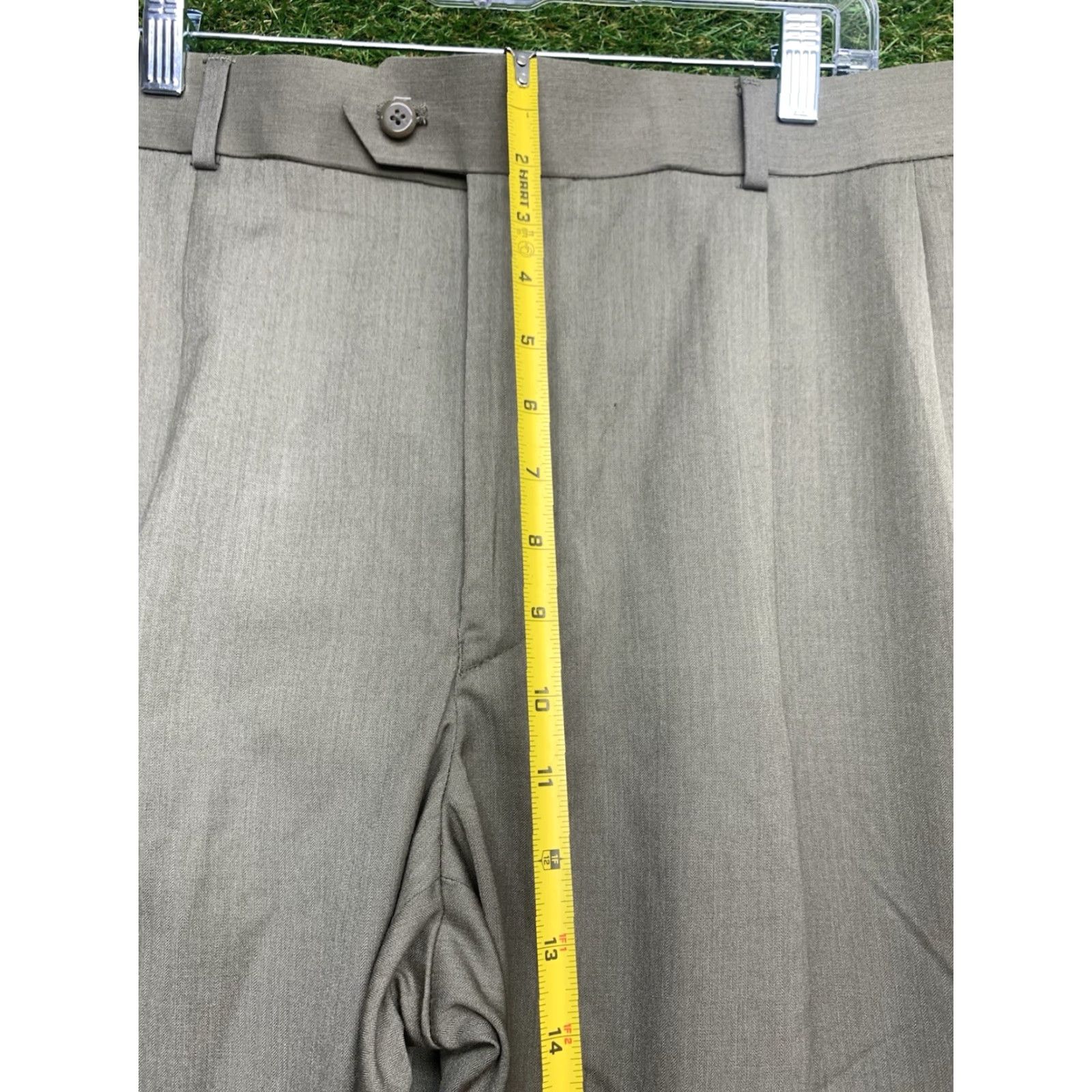Stafford Stafford Mens Travel Pants 40x30 Khaki Classic Fit NWT Cuffed Pleated Pocket Taupe Khakis Vintage? No Mens Size US 40 / EU 56 - 7 Thumbnail