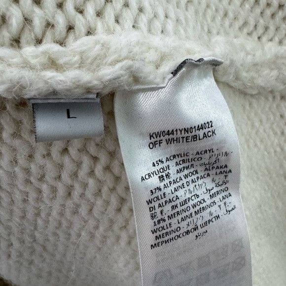 JW Anderson JW Anderson Patch Pocket Turtleneck Sweater Off White Black Size US L / EU 52-54 / 3 - 5 Thumbnail