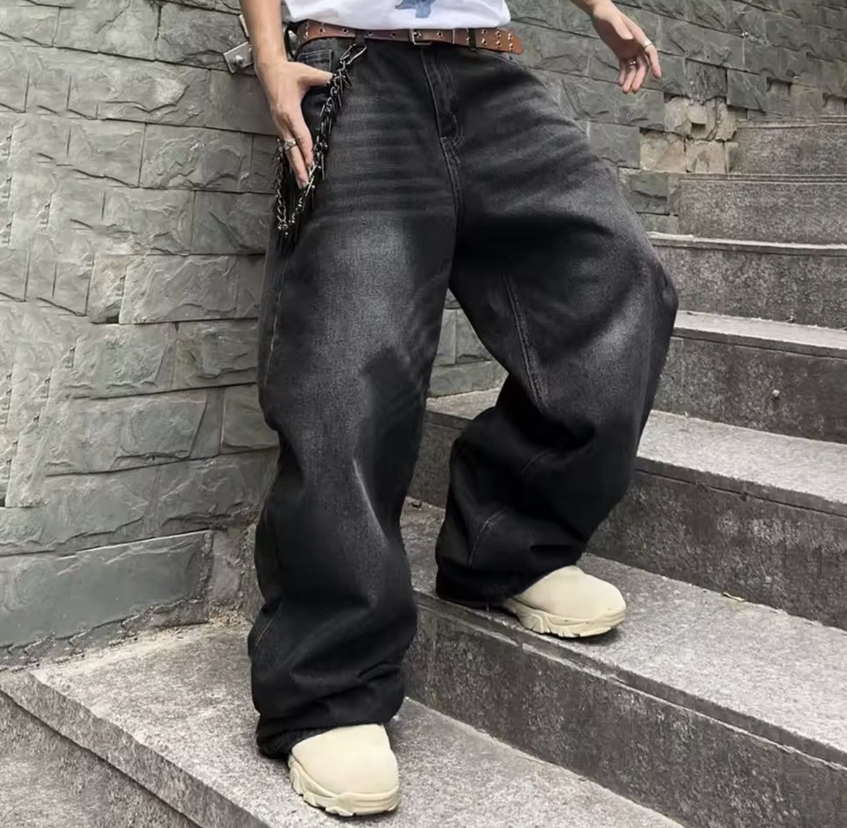 VIBE Solid Color Simple Style Baggy Jeans Daily Size US 33 - 3 Thumbnail