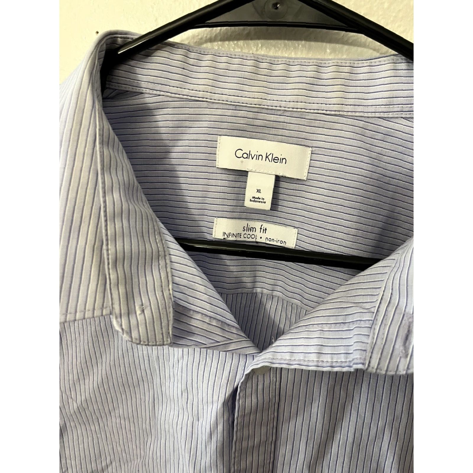 Calvin Klein Calvin Klein Dress Shirt Blue Striped Slim Fit XL 100% Cotton Non-Iron Mens Size US XL / EU 56 / 4 - 3 Thumbnail