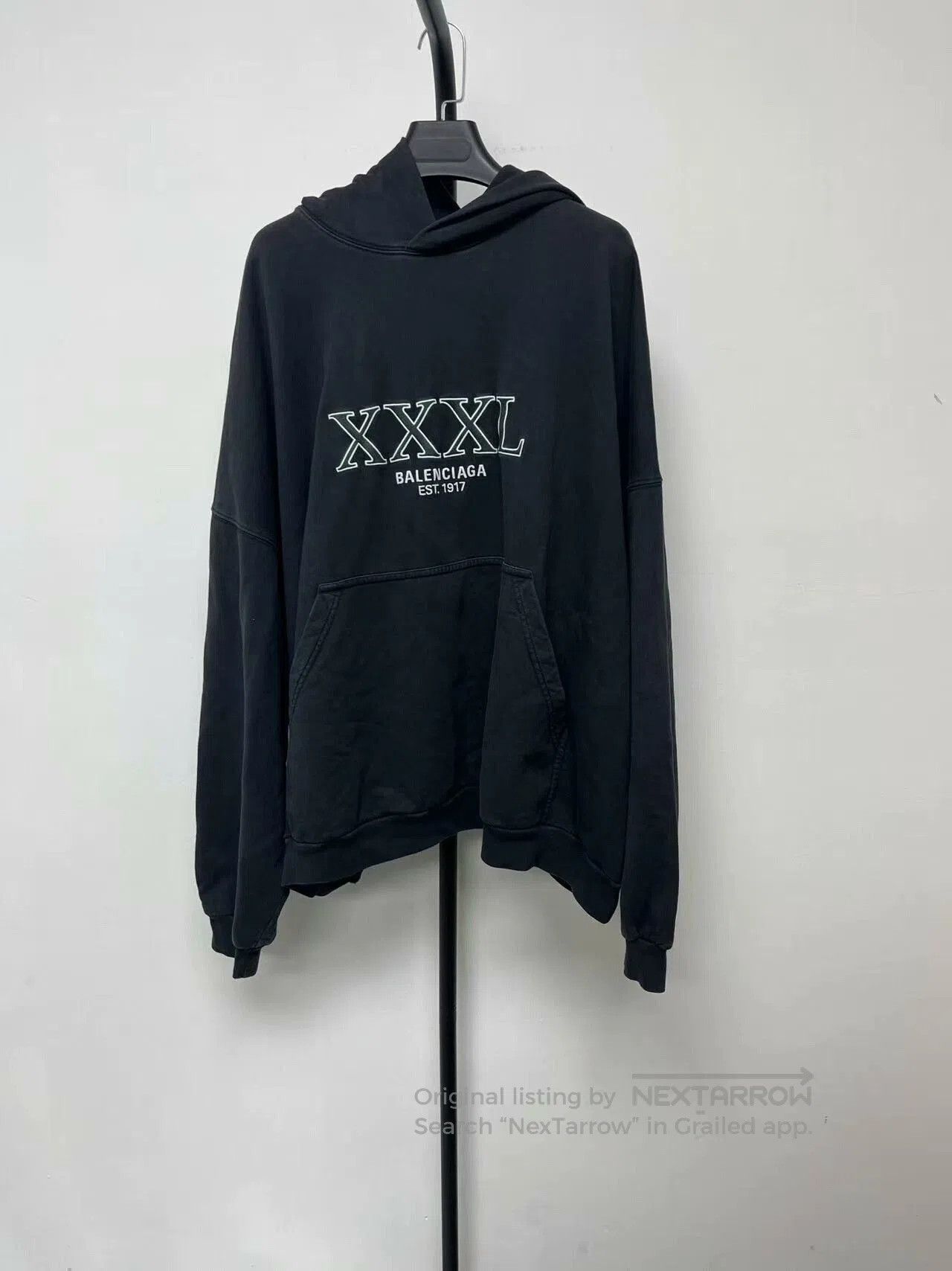 Balenciaga black long sleeve logo sweatshirt unisex. Size US XS / EU 42 / 0 - 1 Thumbnail