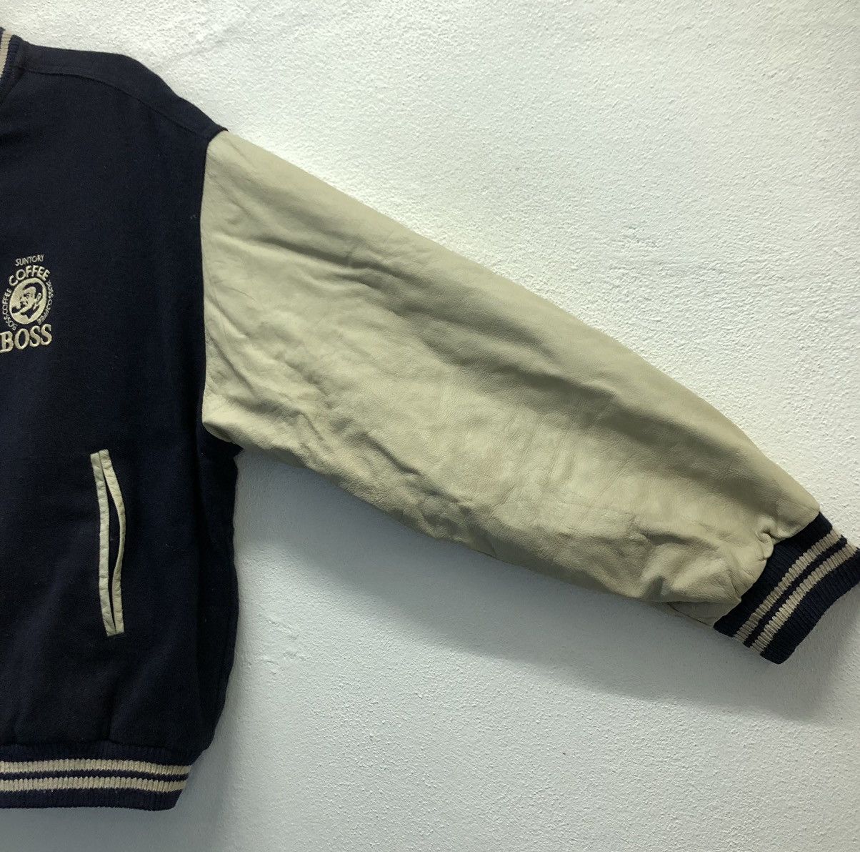 Vintage Vintage Suntory Boss Coffee Varsity Jacket Original Design Size US XXL / EU 58 / 5 - 7 Thumbnail