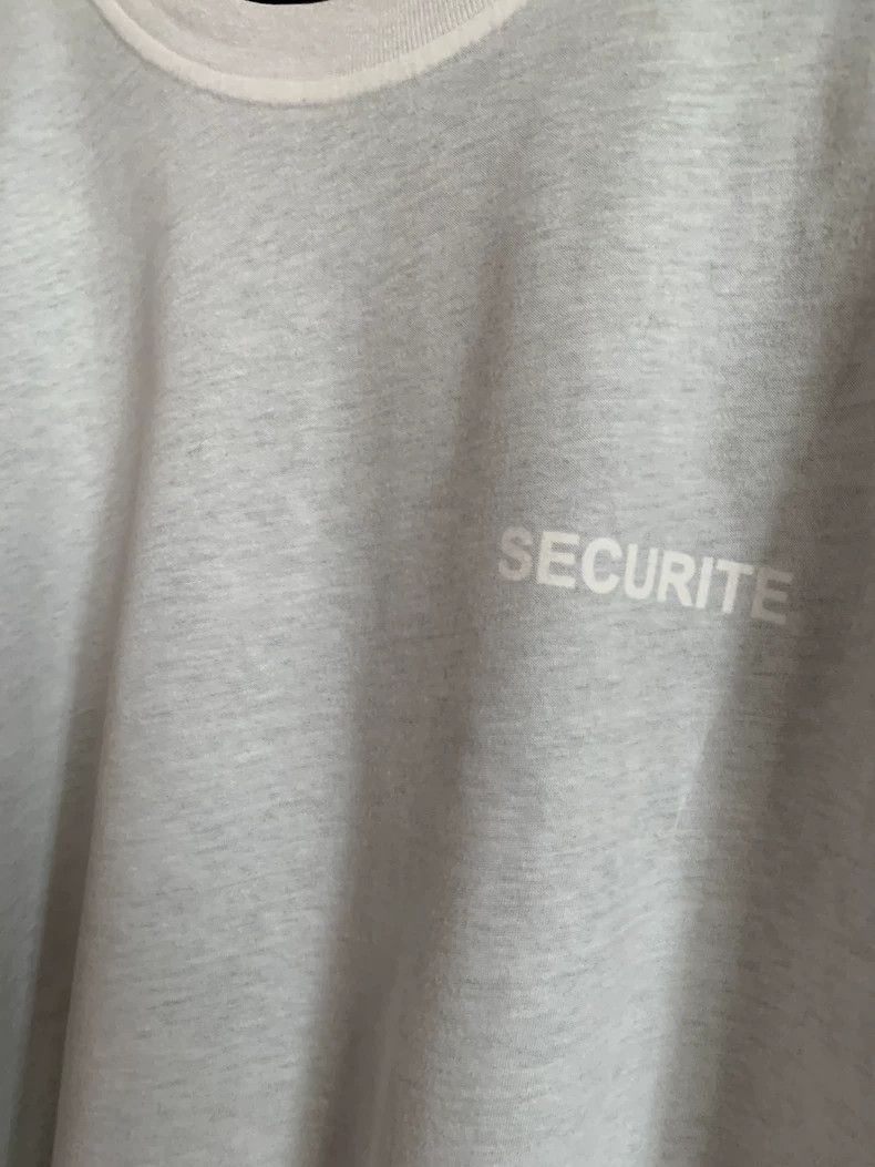 Vetements Vetements 2017 POUR FEMME Collection Securite Tee Men's Sh Size US S / EU 44-46 / 1 - 4 Thumbnail