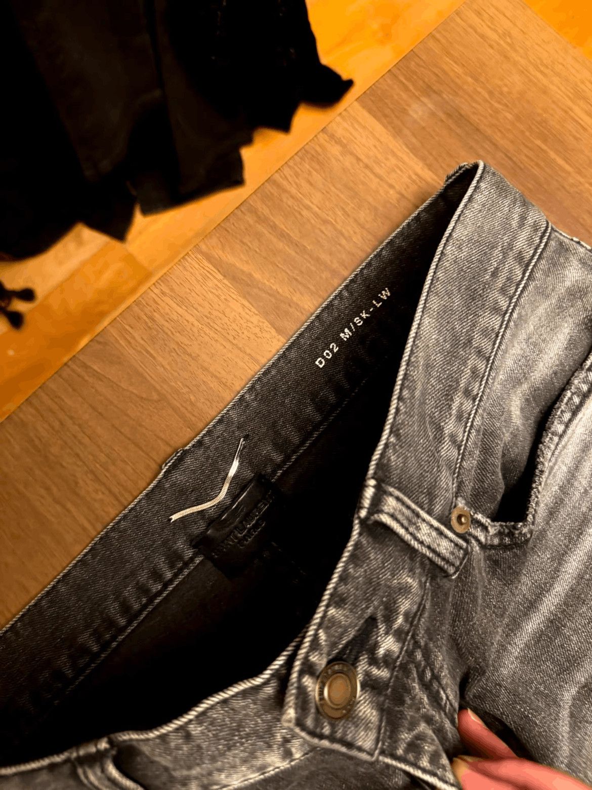 Saint Laurent Paris Saint Laurent Paris 19AW Distressed Ash Grey Denim Size US 32 / EU 48 - 3 Thumbnail