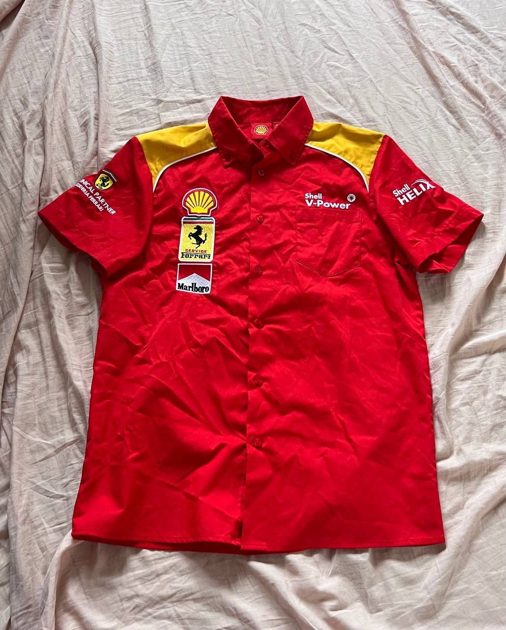 Vintage Vintage Ferrari Marlboro Shirt Racing F1 Jersey Button Up Size US S / EU 44-46 / 1 - 1 Thumbnail