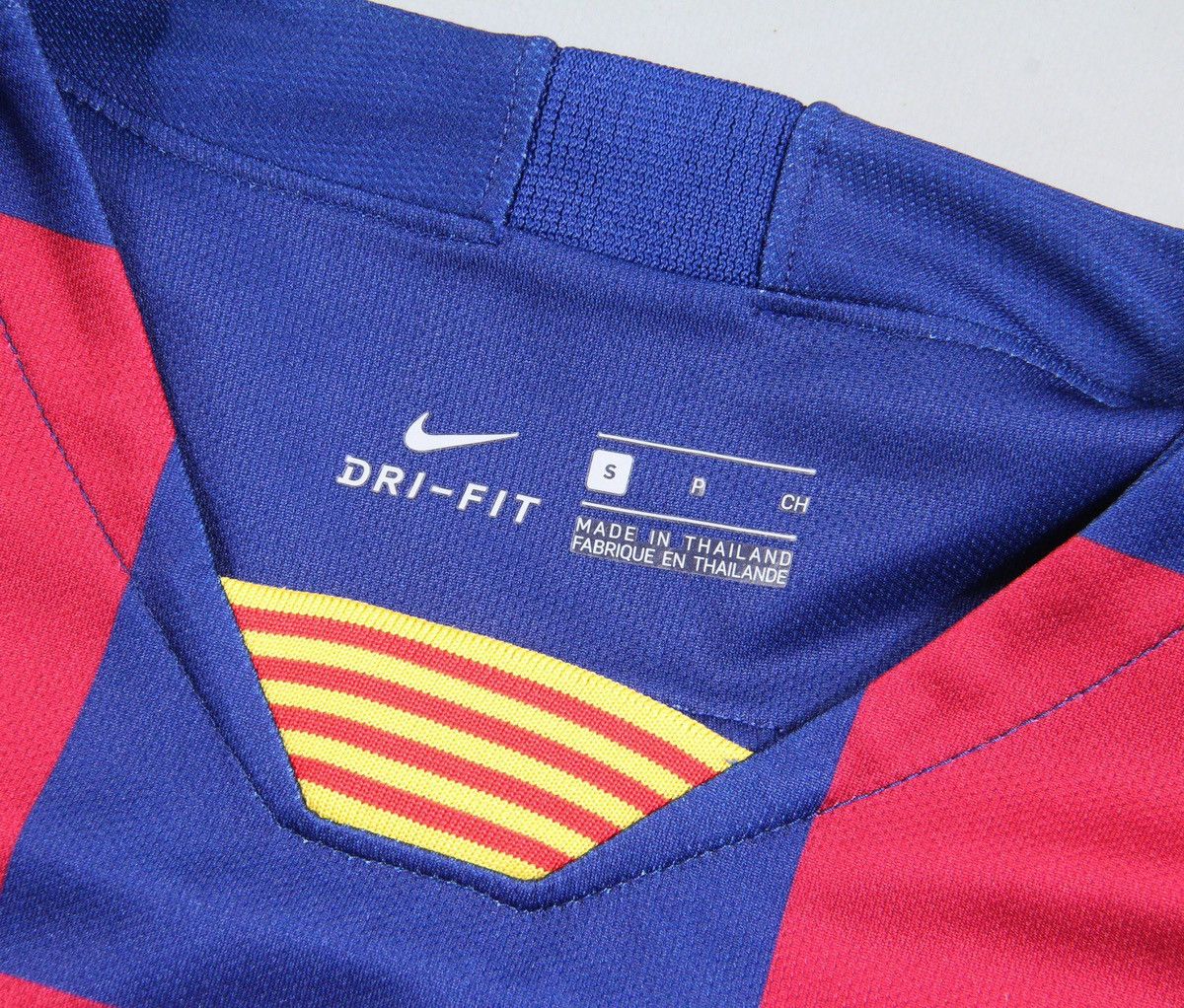 Nike Nike Barcelona 2019 Vintage Jersey Soccer Football Shirt S Size US S / EU 44-46 / 1 - 4 Thumbnail