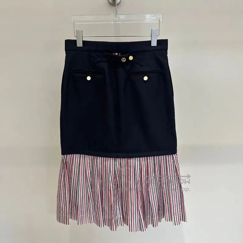 Thom Browne Thom Browne Black Striped Mid-Length Skirt . Size 23" - 4 Thumbnail