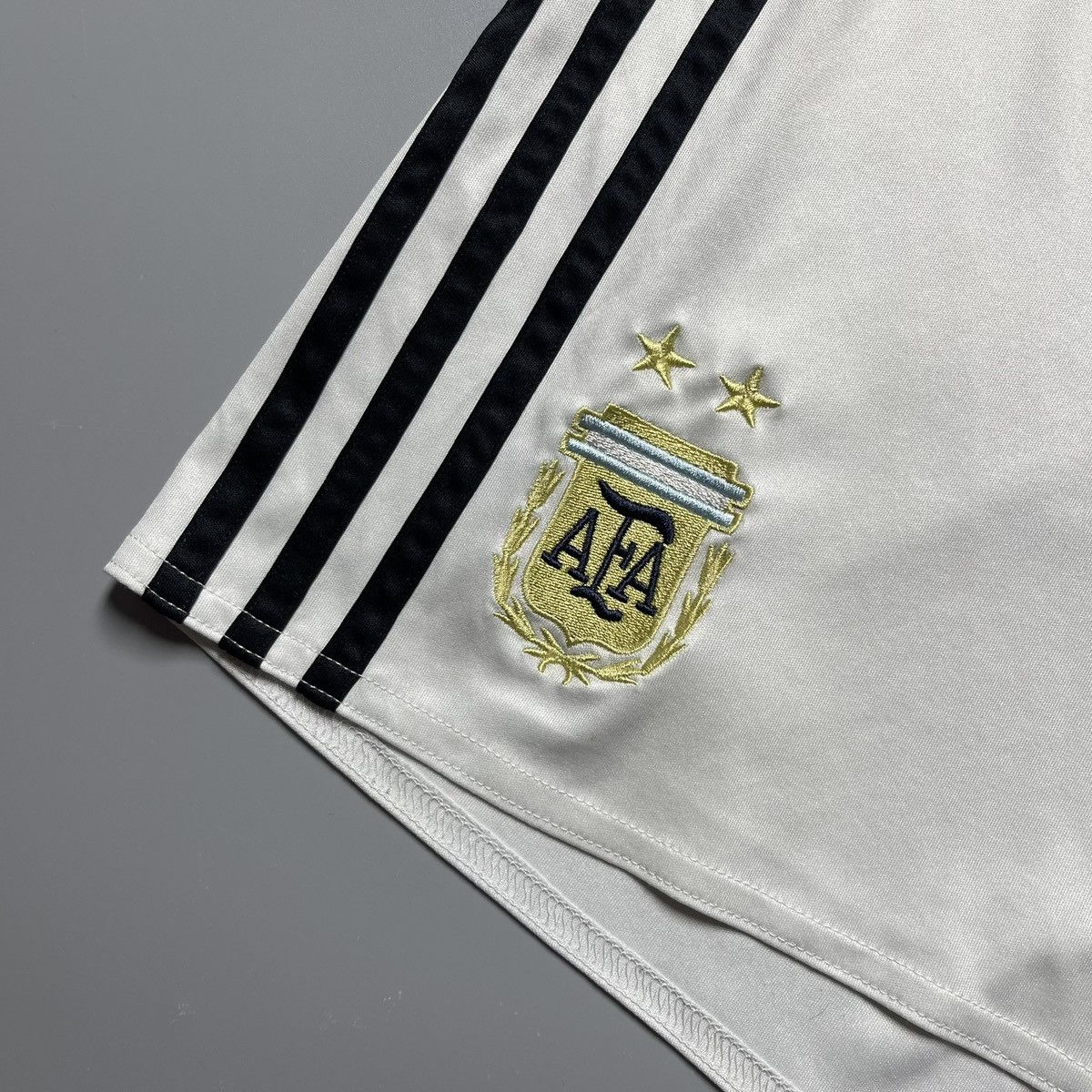 Adidas ARGENTINA ADIDAS 2016 COPA AMERICA FOOTBALL SHORTS #10 MESSI Size US 36 / EU 52 - 2 Thumbnail