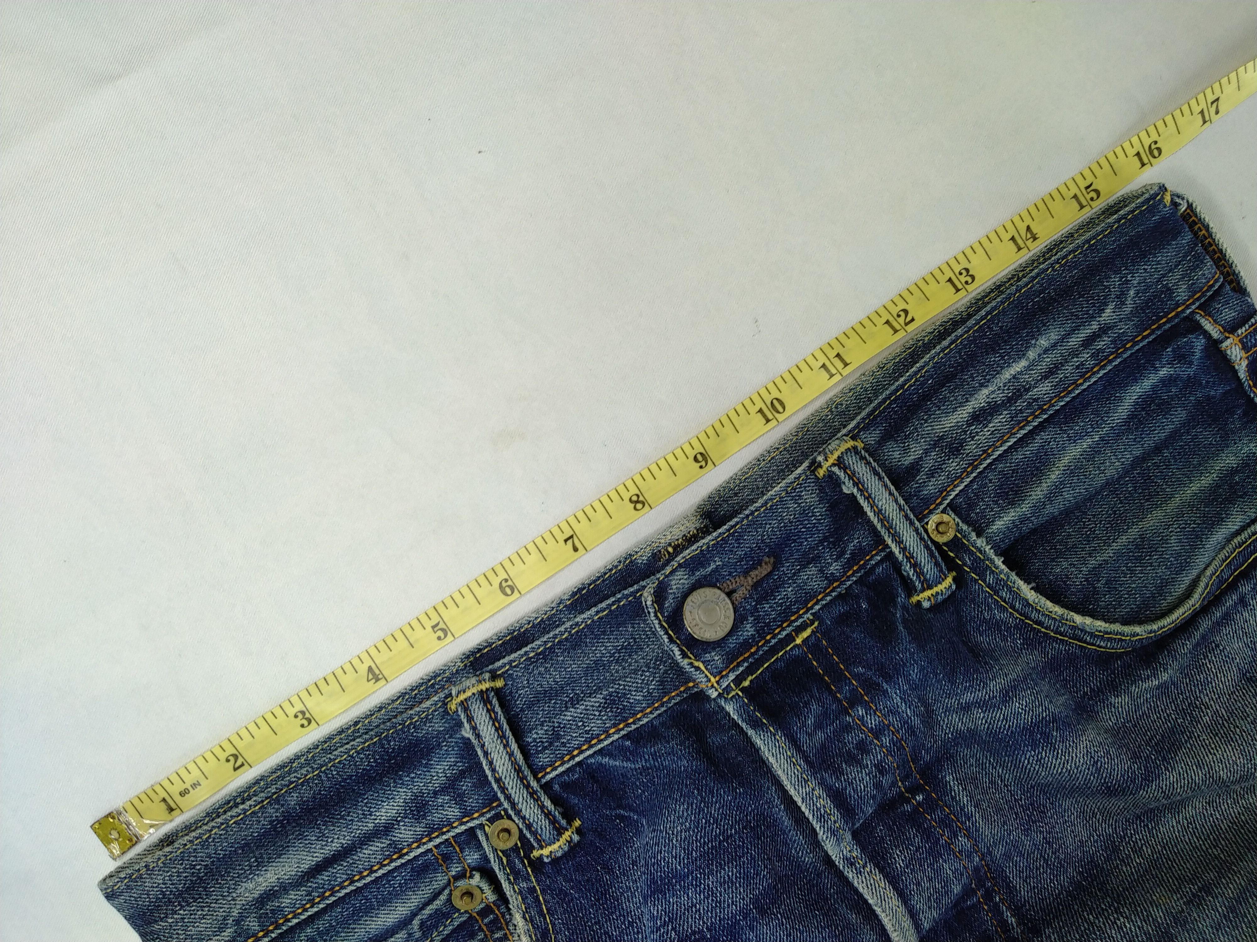 Levi's Vintage Levi's 501 Distressed Whisker Denim 31x28.5 JN699 Size US 31 - 5 Thumbnail