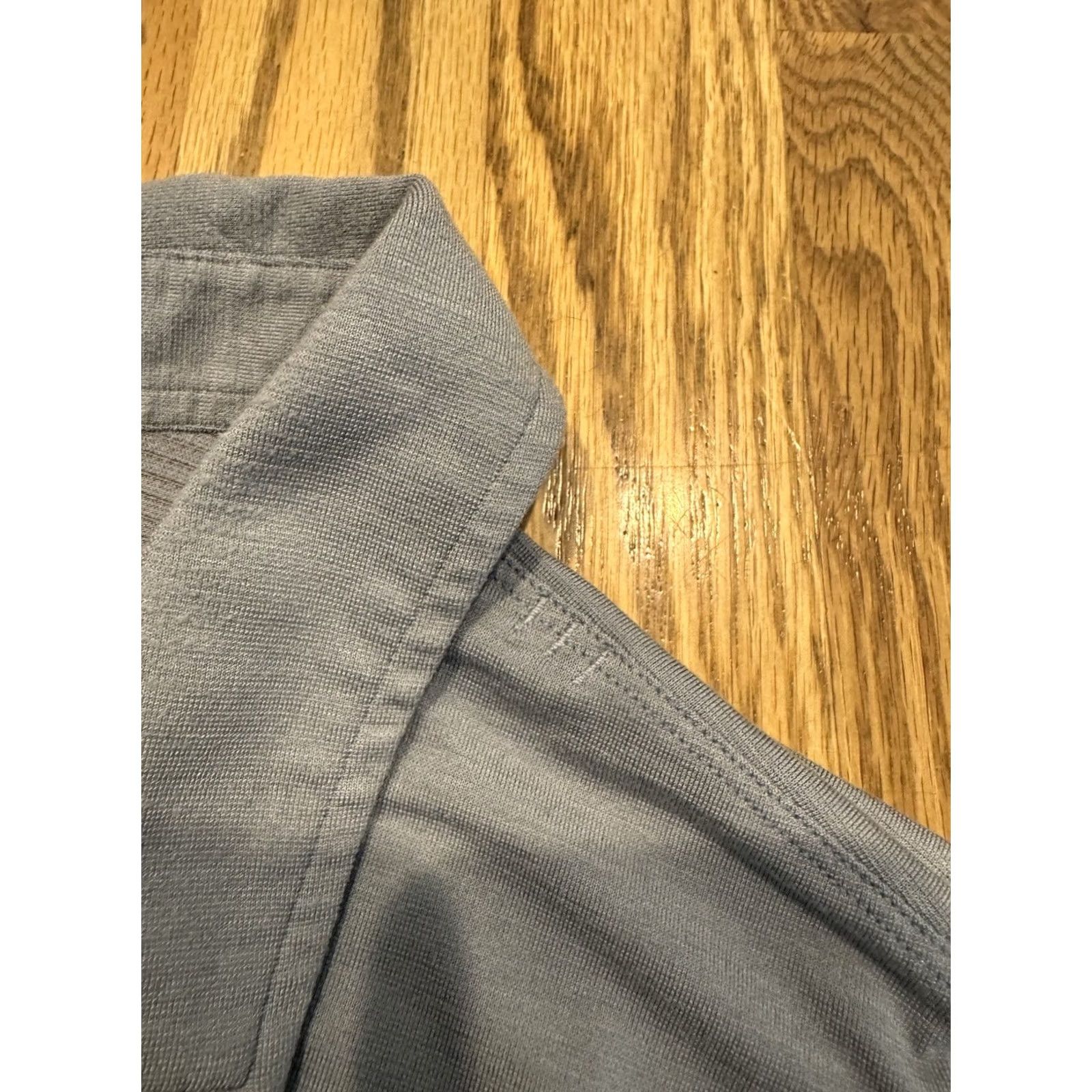 Lululemon Lululemon Polo Shirt Mens L Casual Short Sleeve Collared Grey Stretch Modern Preppy Sports Size US L / EU 52-54 / 3 - 3 Thumbnail